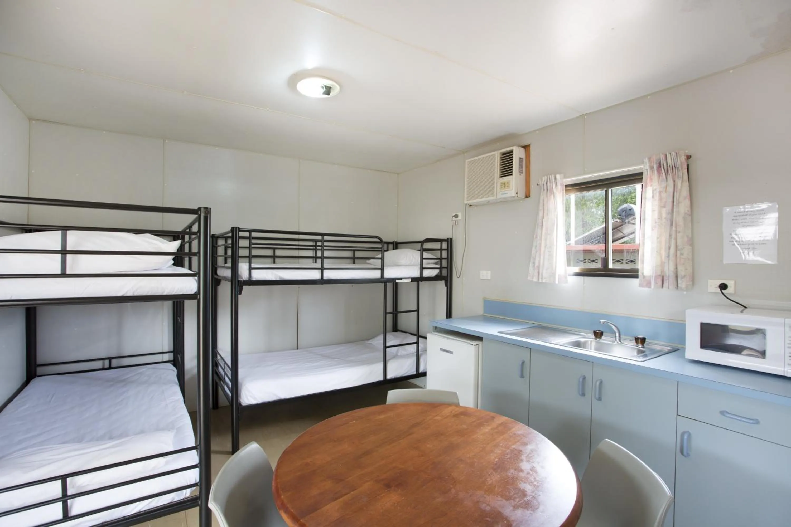 bunk bed, Bed in Discovery Parks - Mt Isa