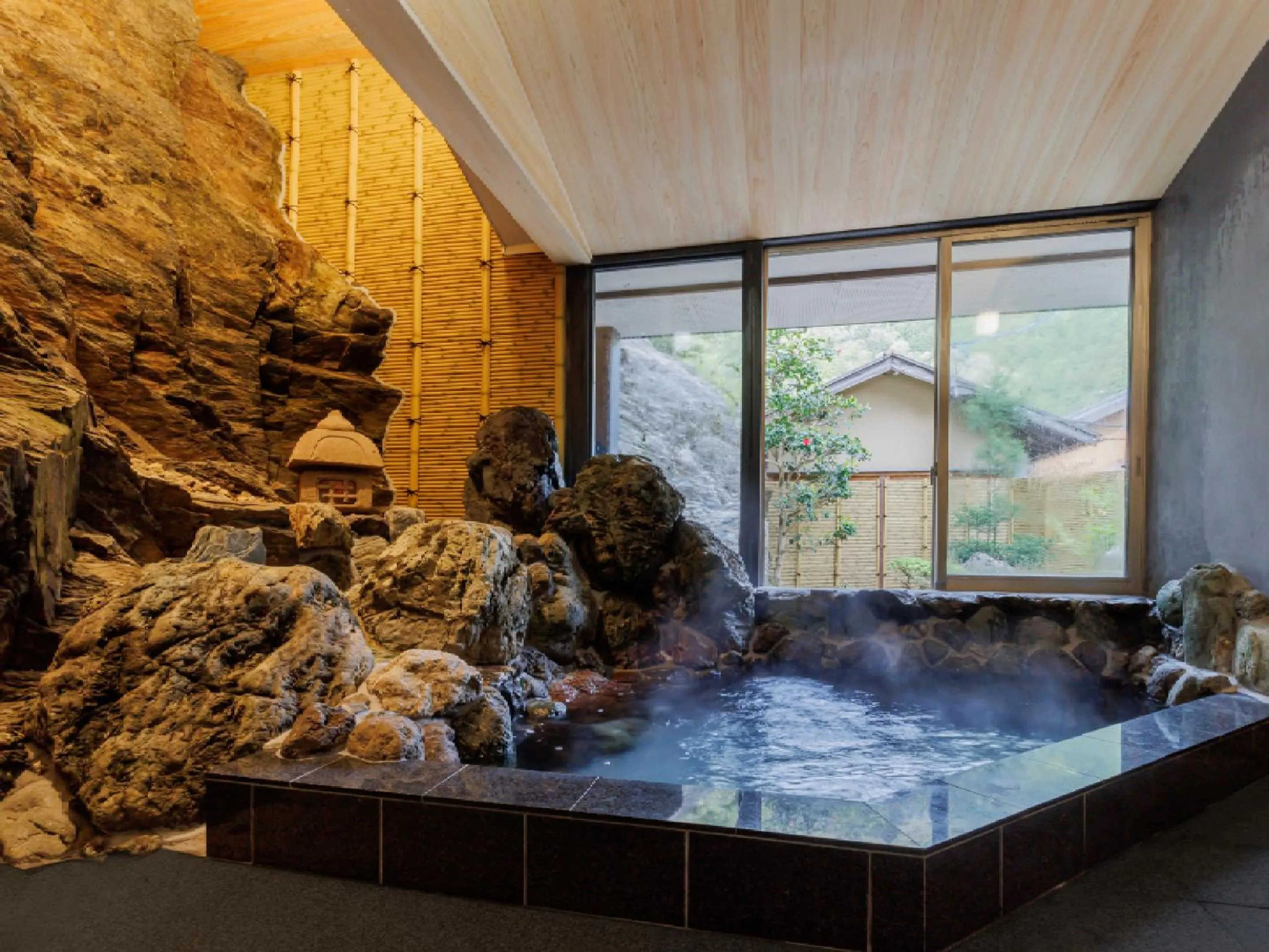 Public Bath in Ryokan Kigusuriya