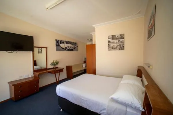 Bed in Manjimup Motor Inn