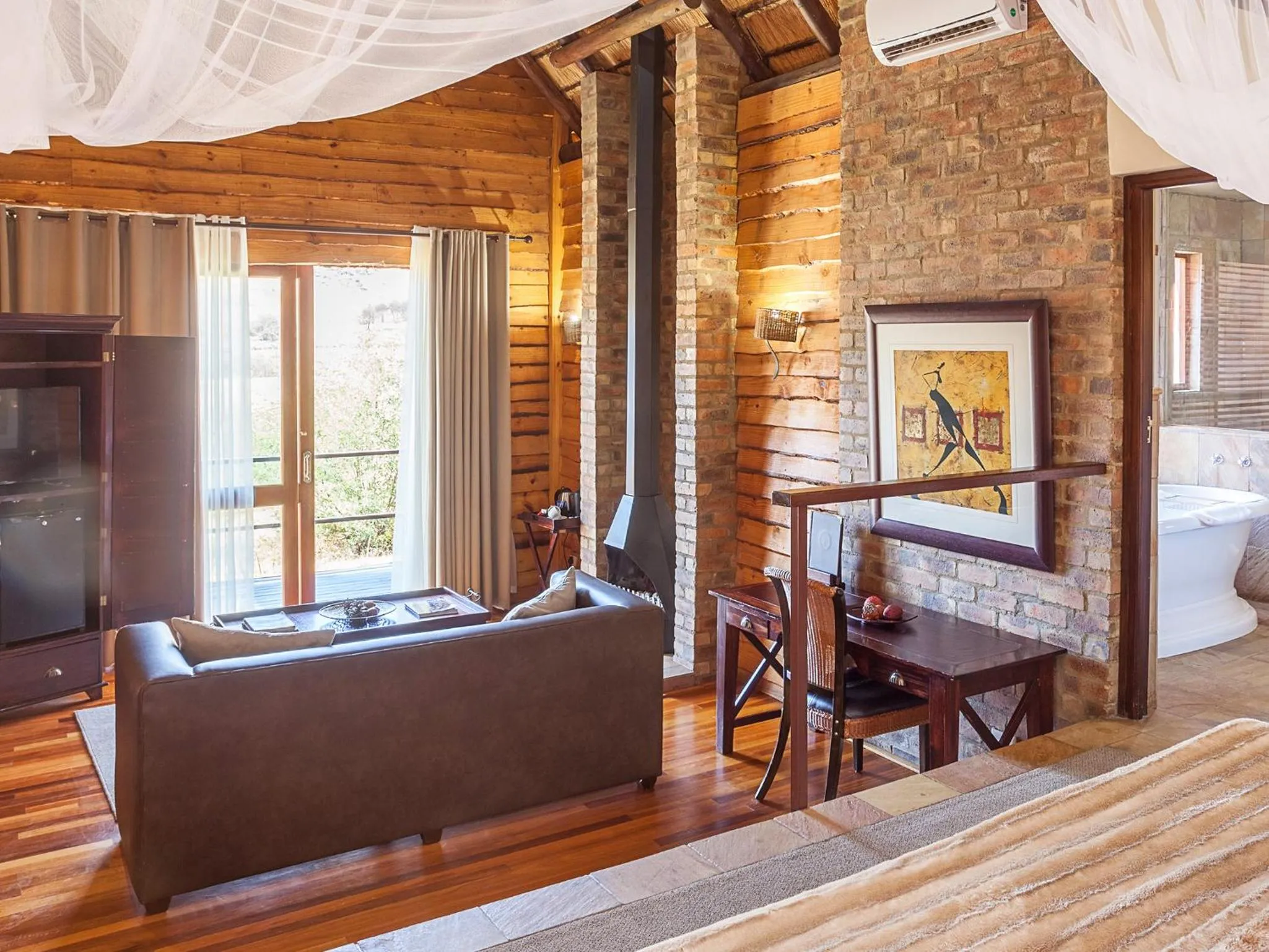 TV and multimedia in Kloofzicht Lodge & Spa