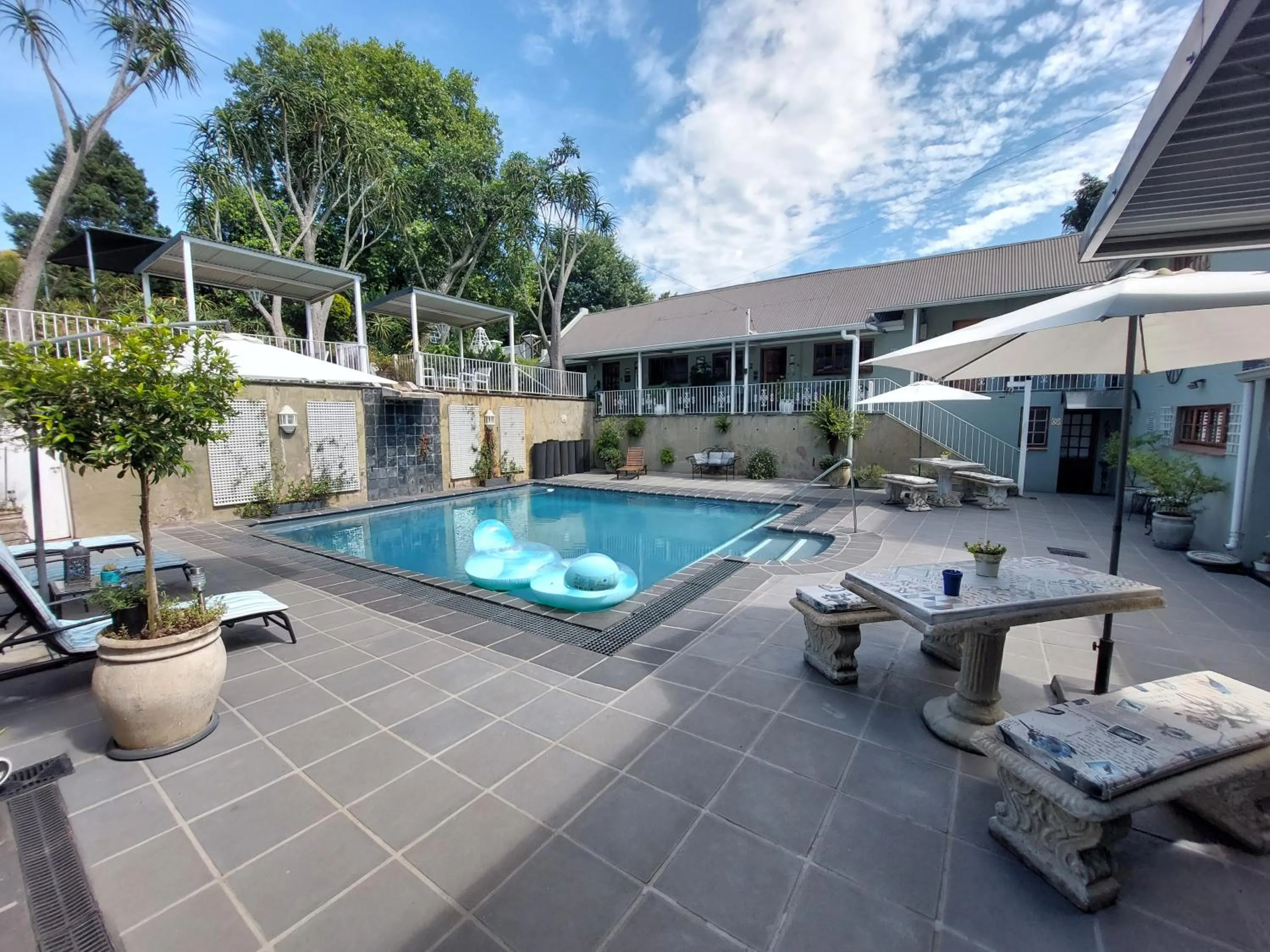 Swimming pool in Apartment 7 On Oakleigh