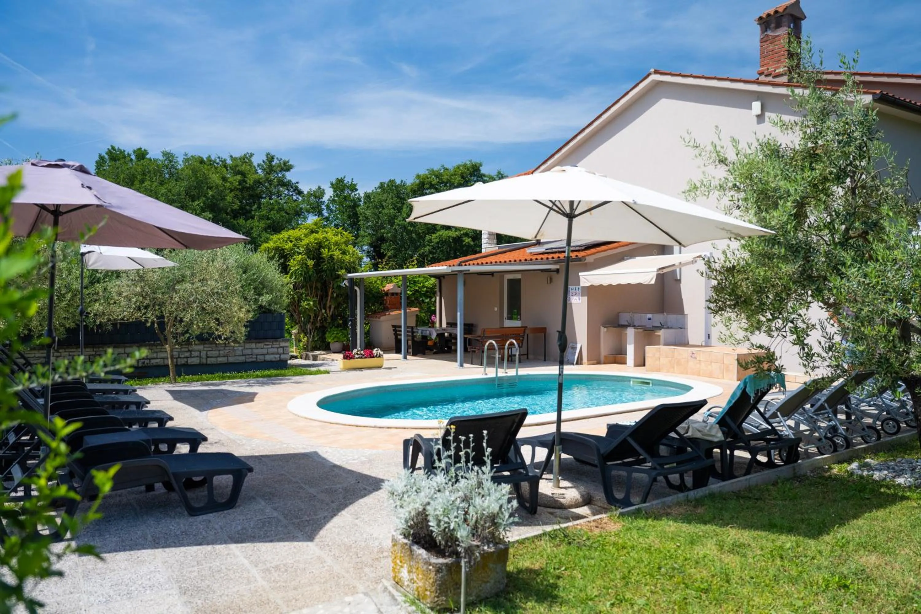 Apartment Bratti