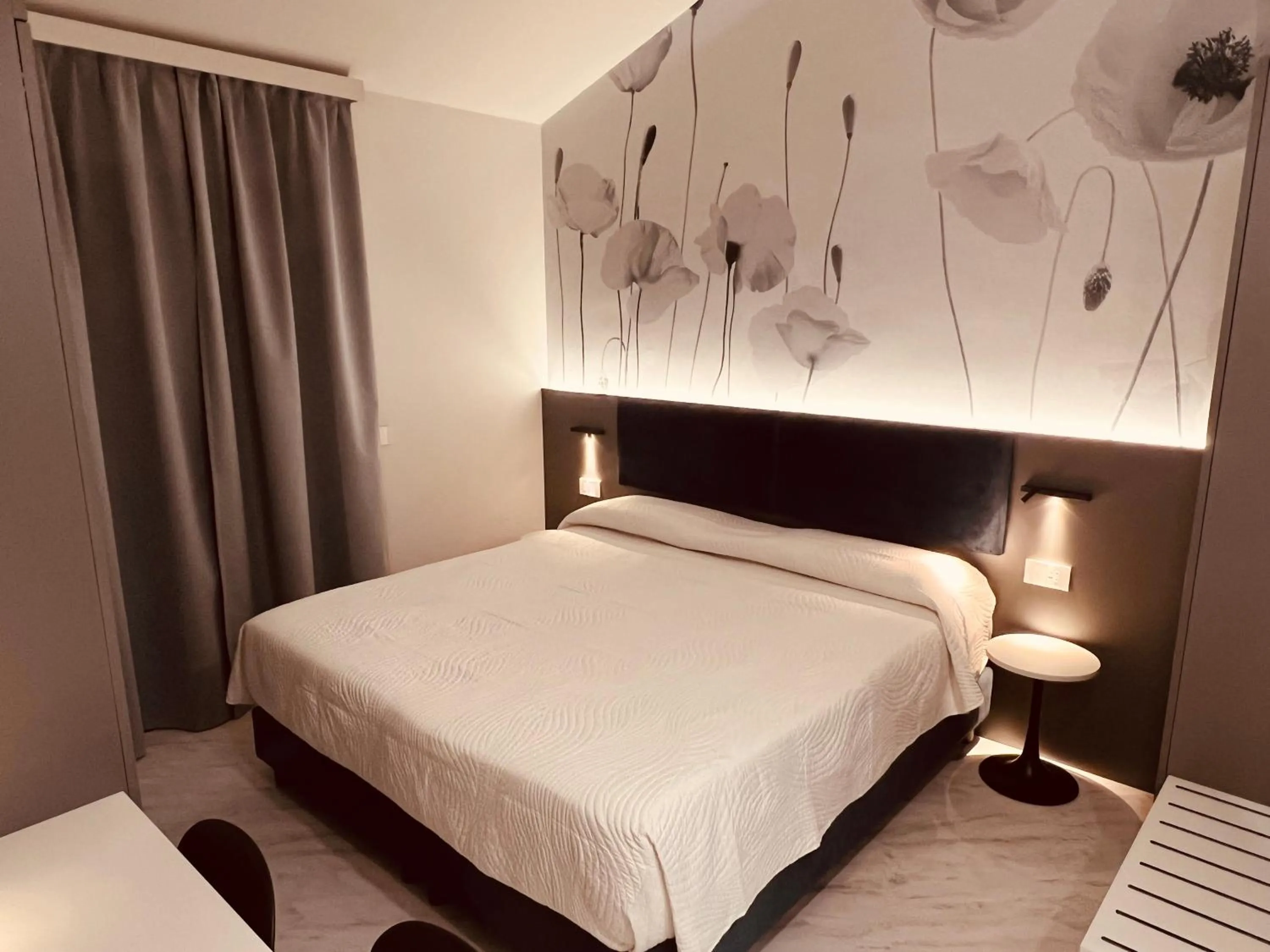 Bedroom, Bed in Del Prado