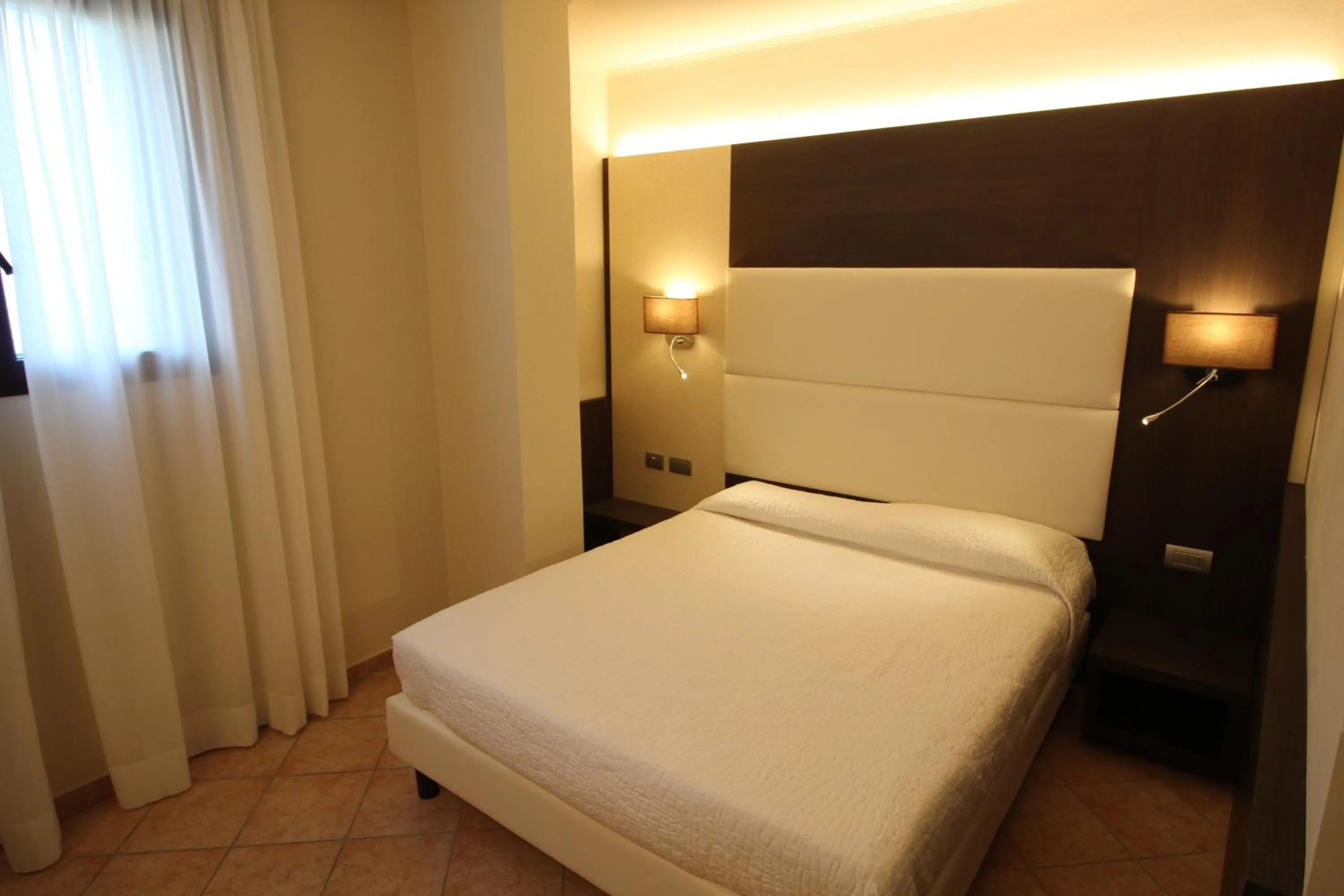 Bedroom, Bed in Del Prado