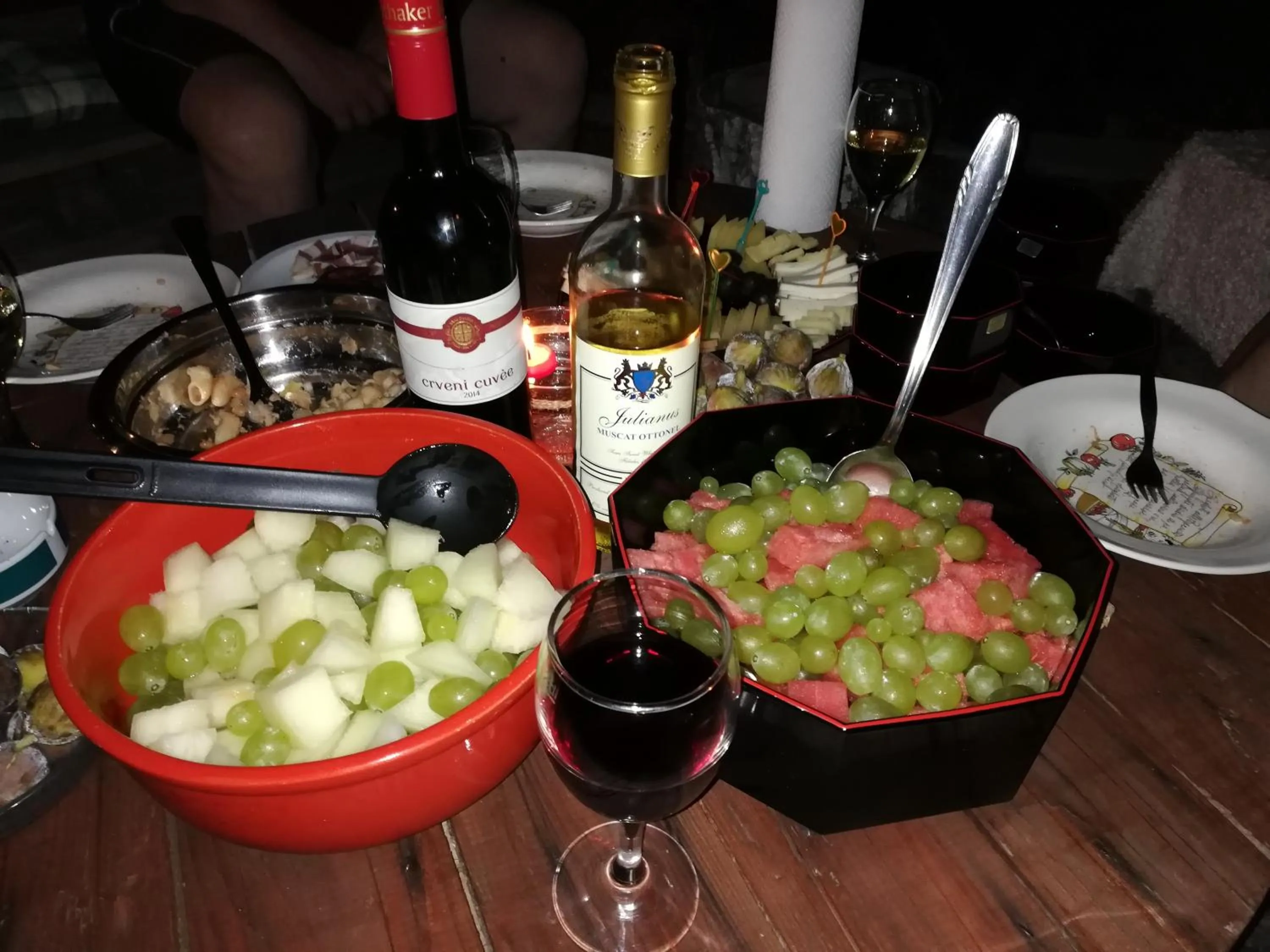 Food and drinks in Studio Apartments Korosteljev