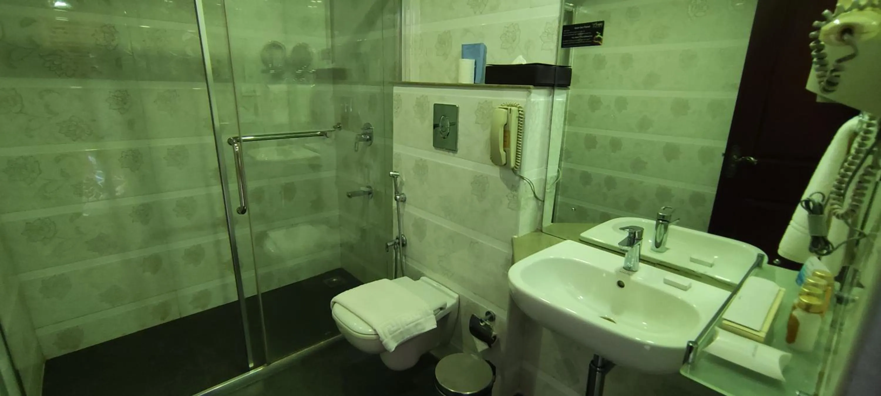 Bathroom in Lake Palace Trivandrum