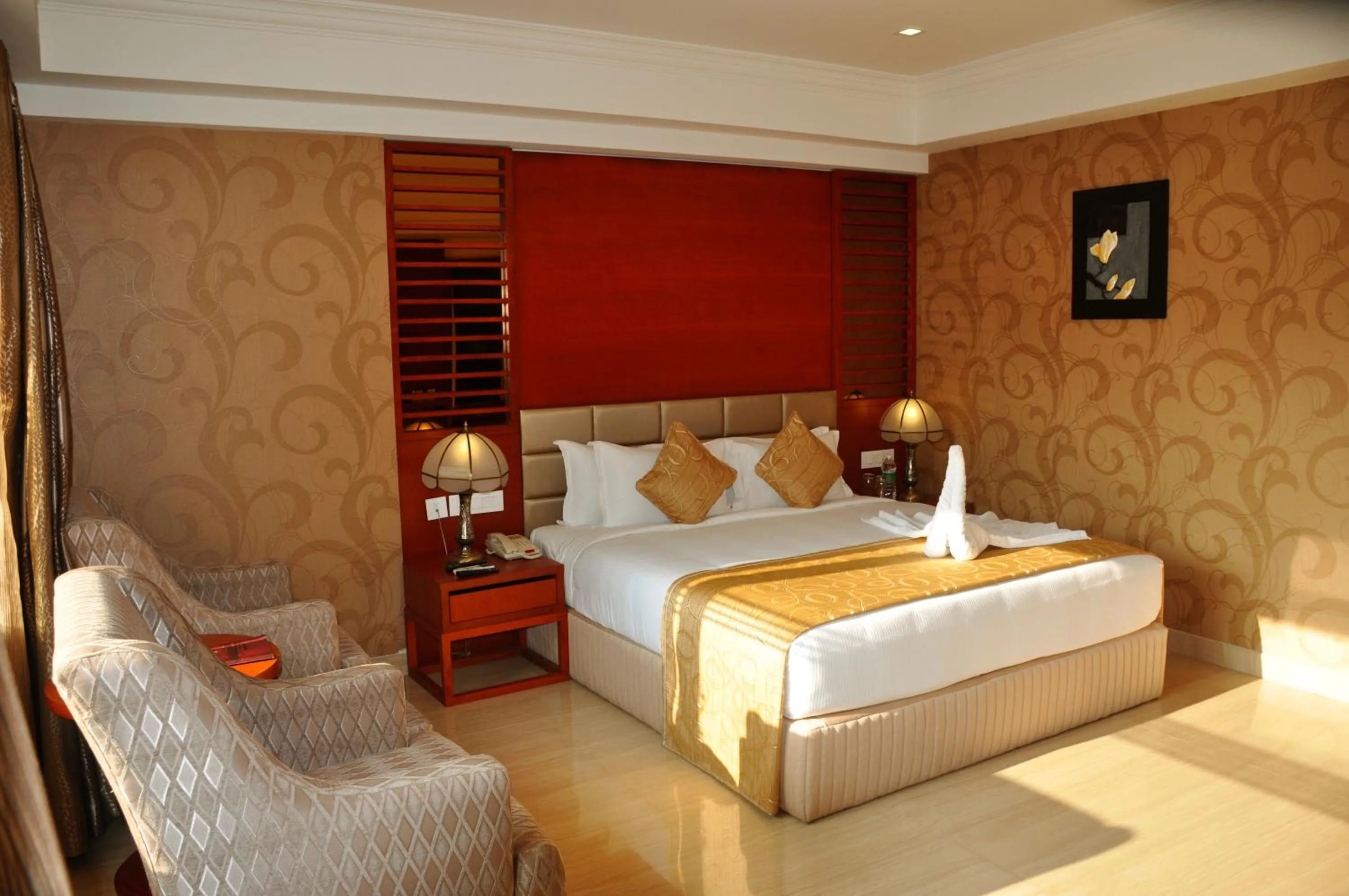 Bedroom in Lake Palace Trivandrum