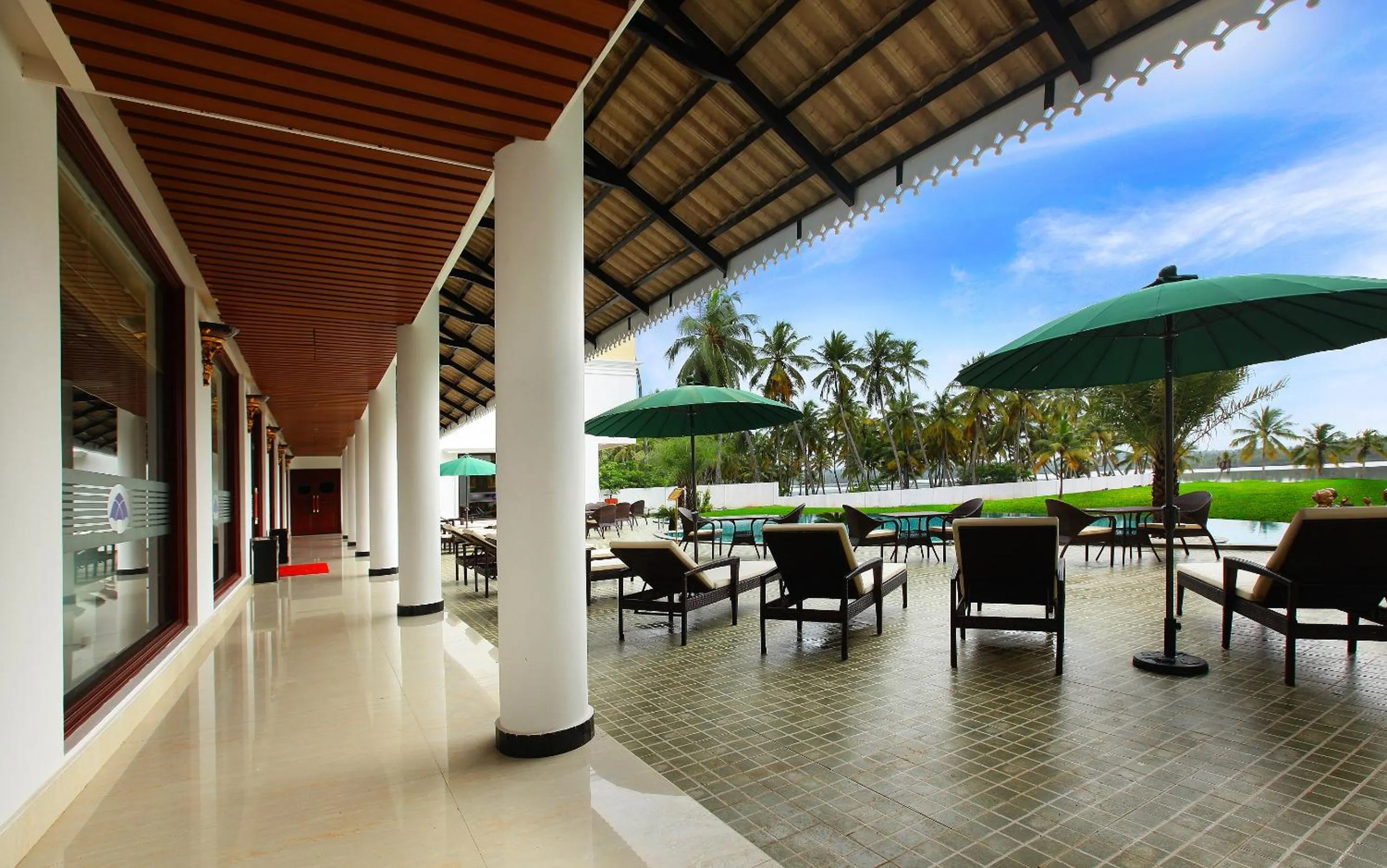 Patio in Lake Palace Trivandrum