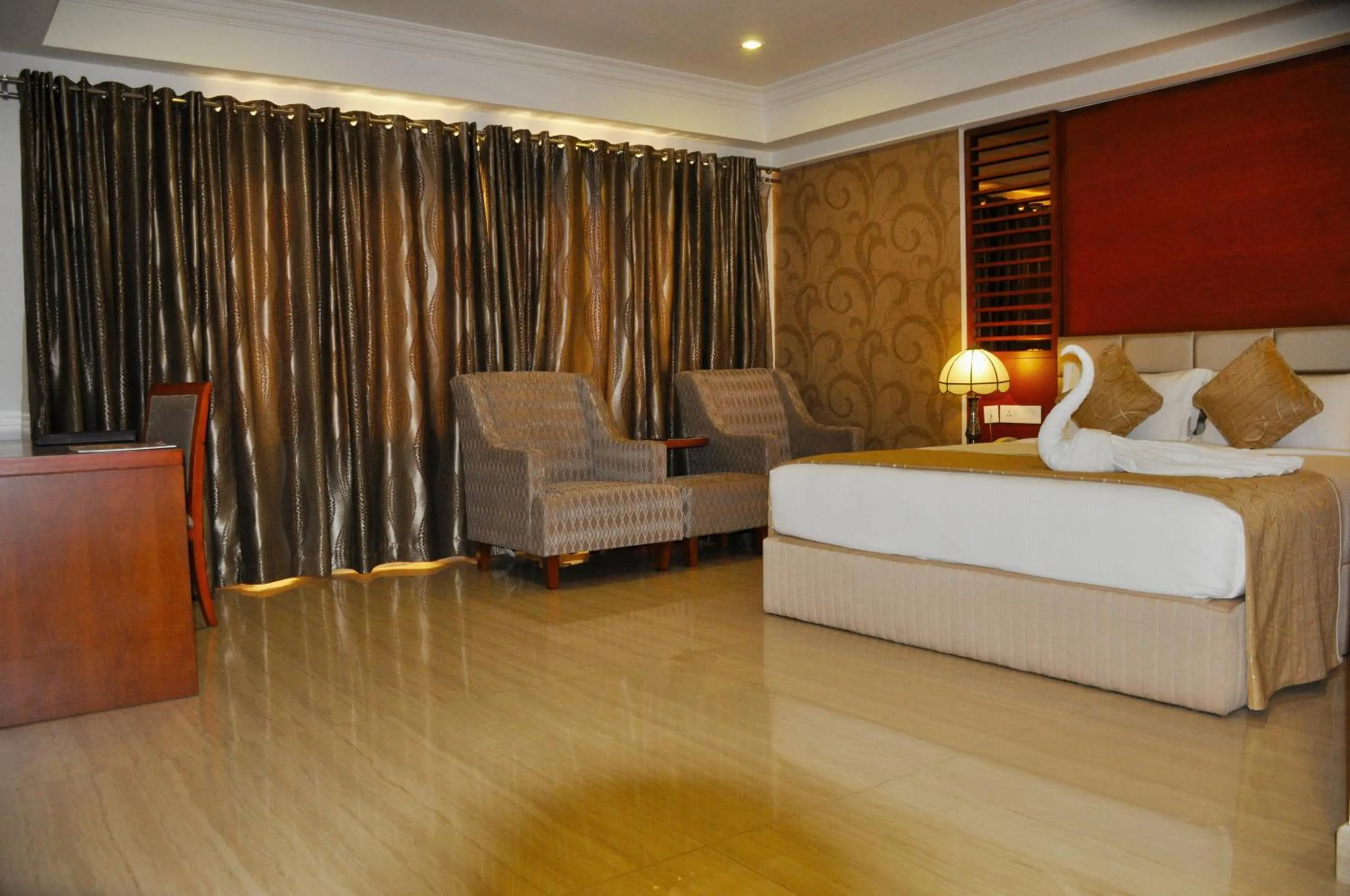 Bedroom in Lake Palace Trivandrum