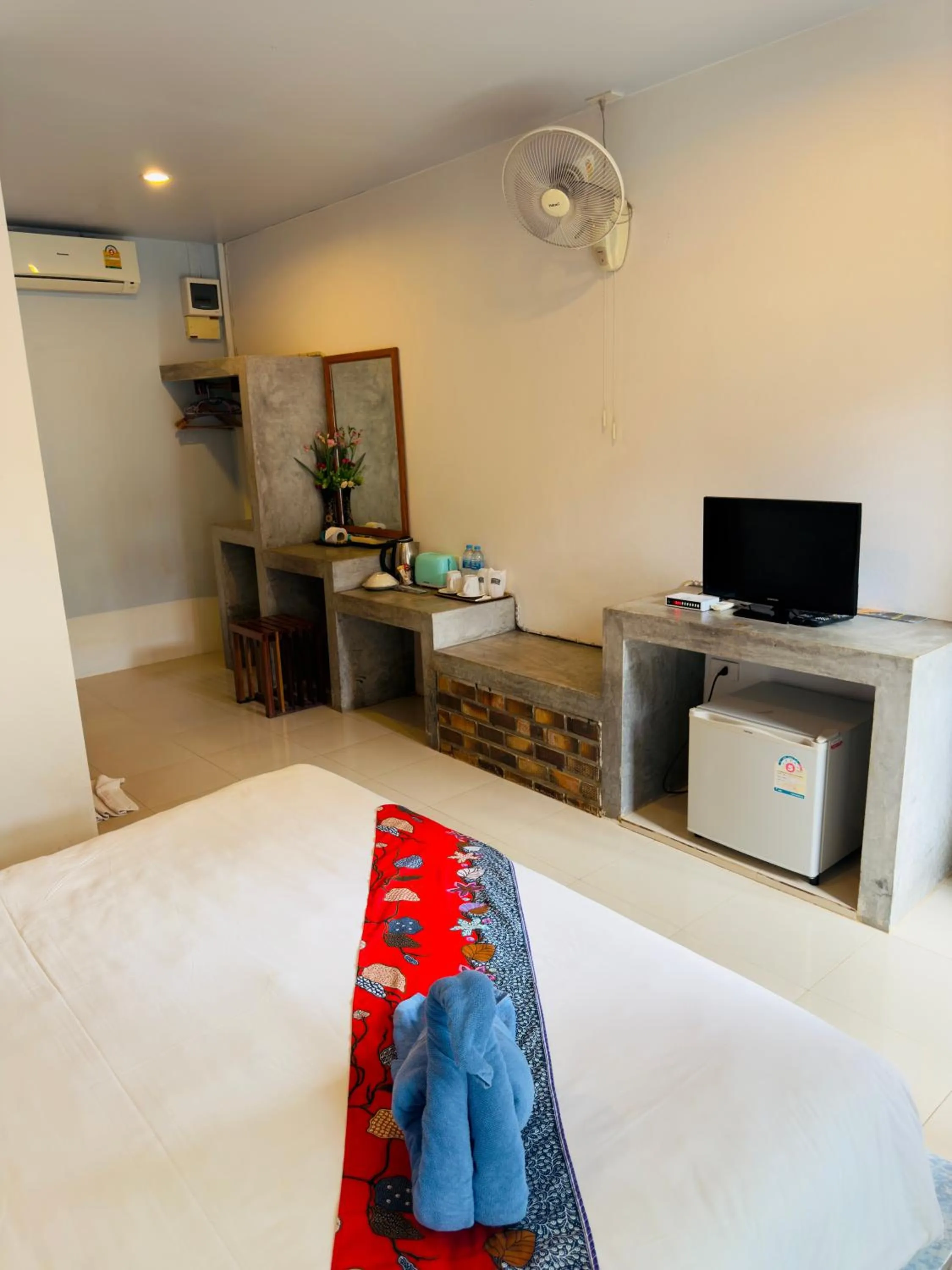 TV and multimedia, Bed in Andawa Lanta Resort