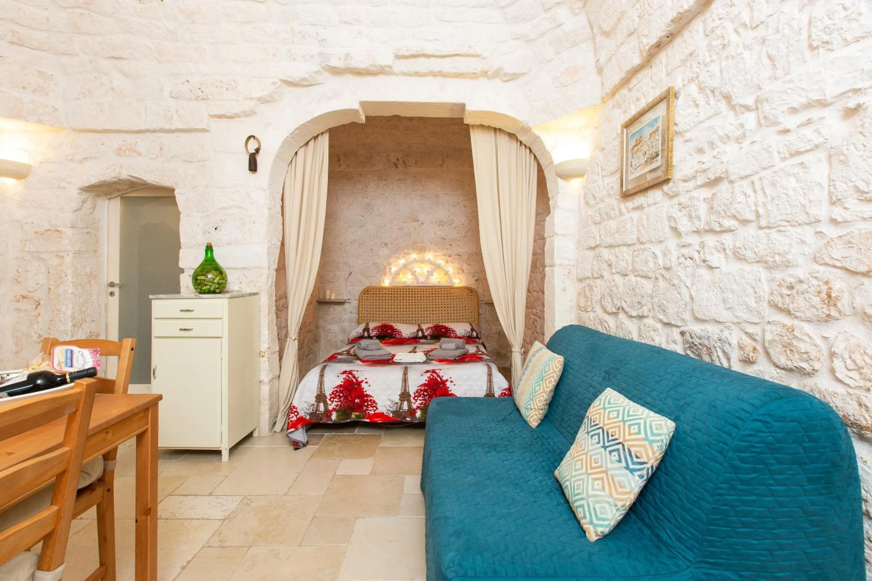 Lovely Stone House In Ostuni