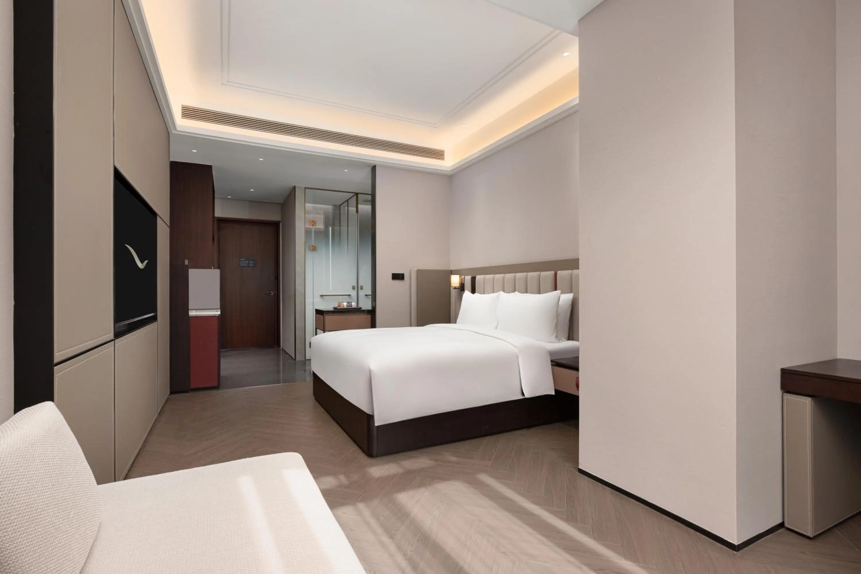 Bed in Mövenpick by Accor Shanghai People's Square