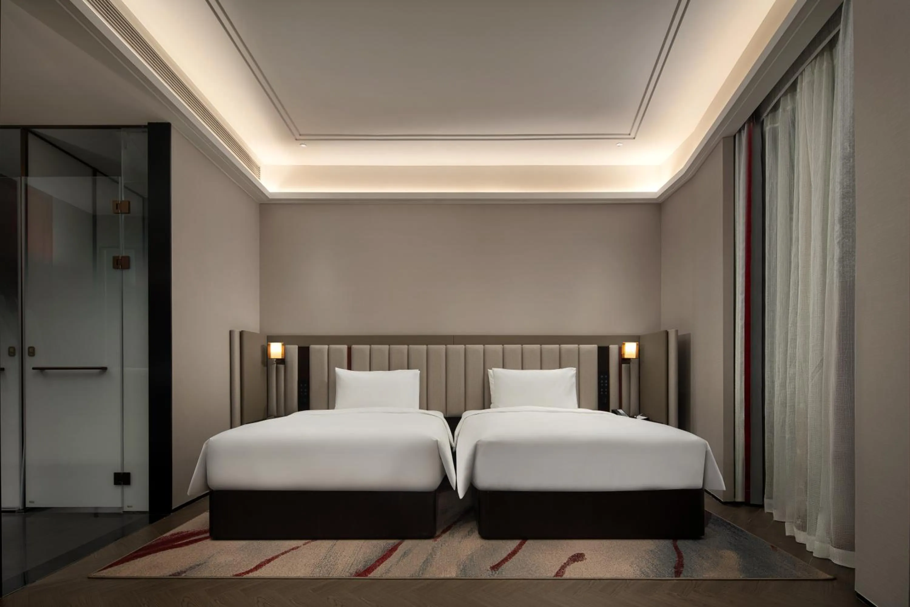 Bed in Mövenpick by Accor Shanghai People's Square