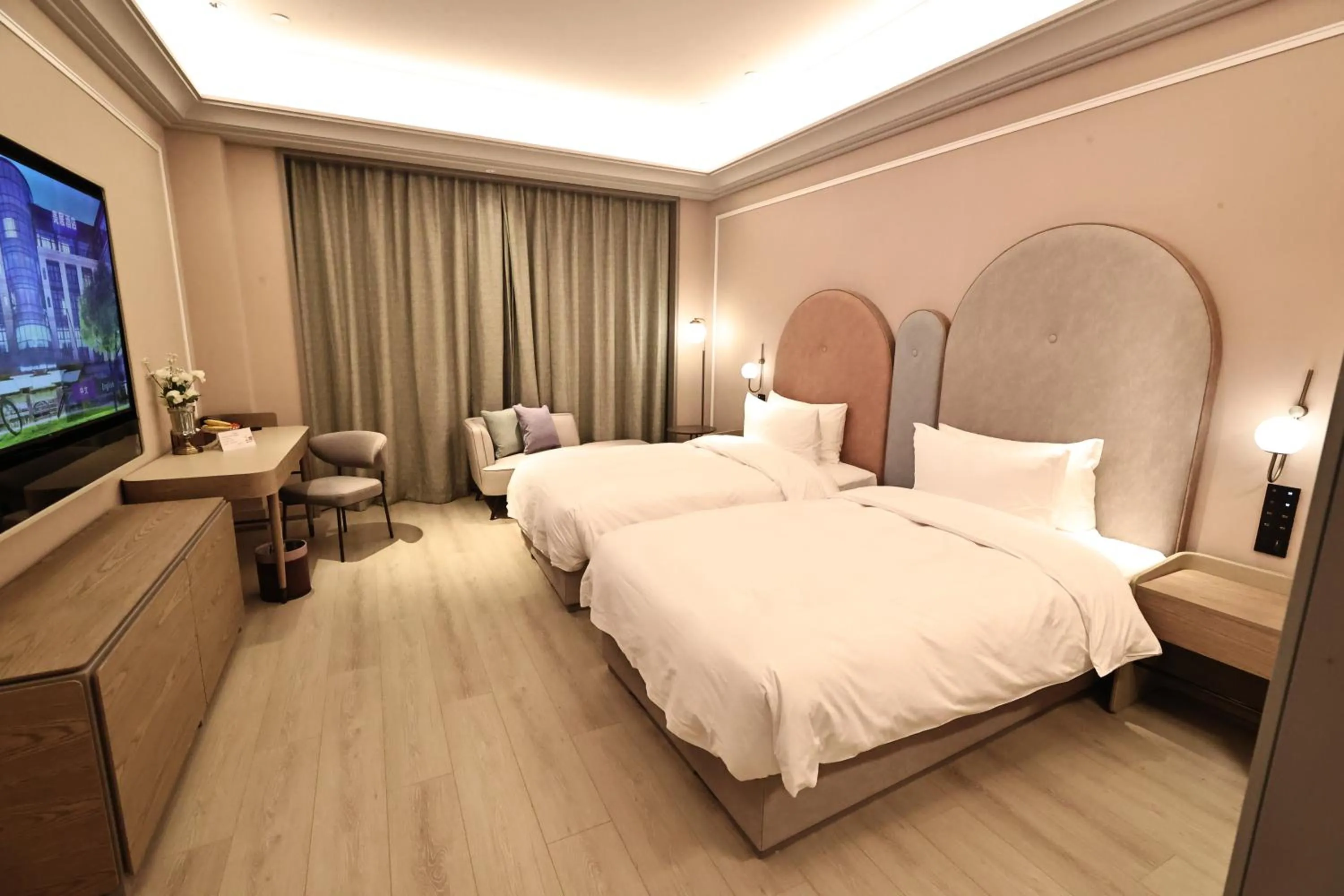 Bed in Mercure Taiyuan City Centre