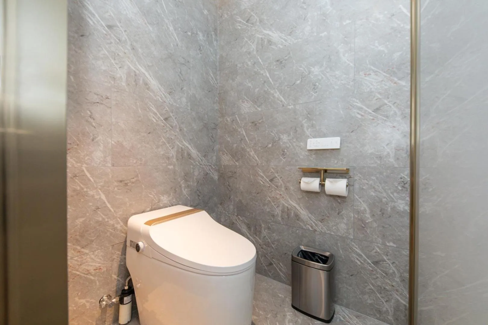 Toilet in Mercure Xinyang East Railway Station