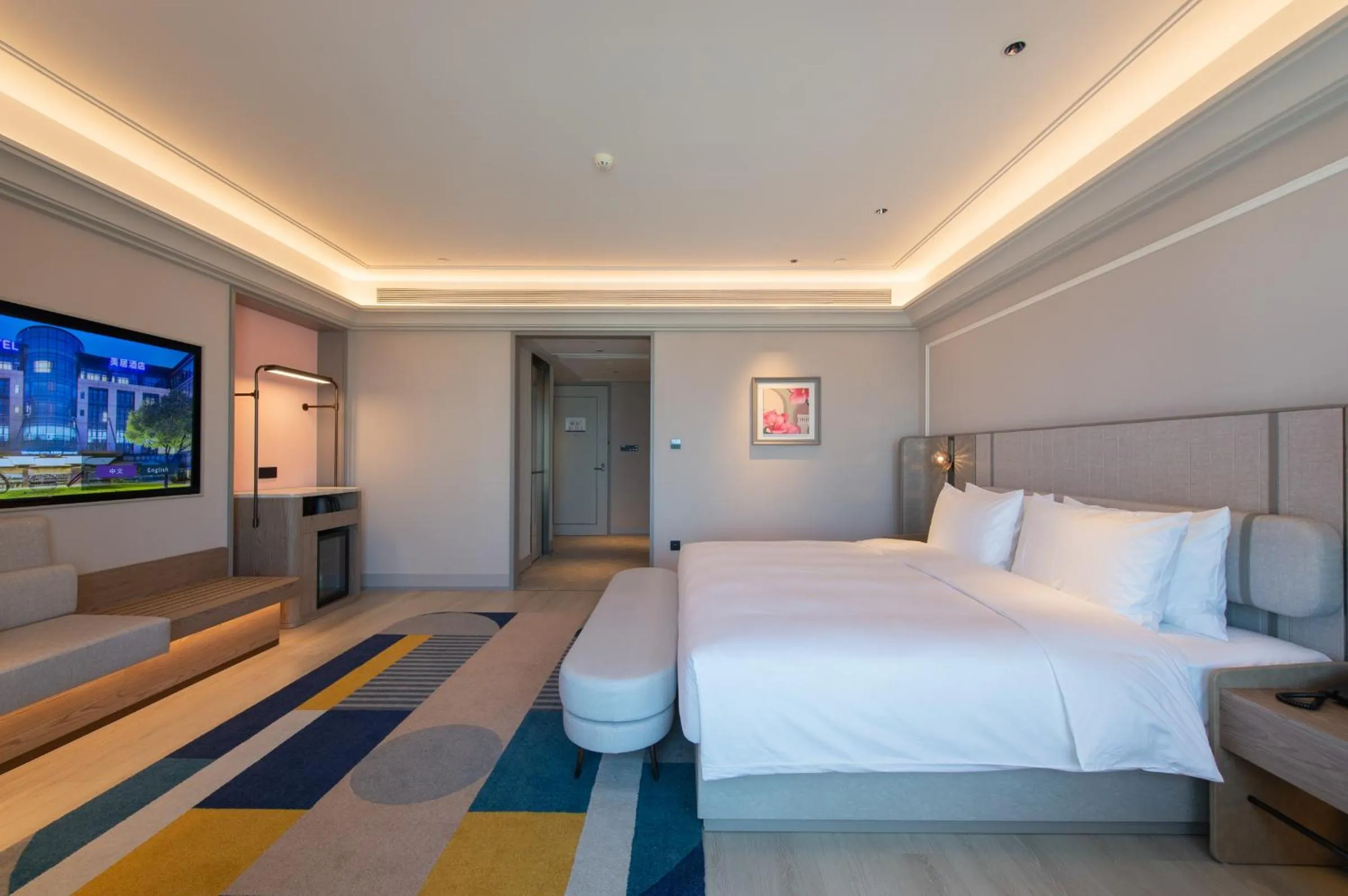 Photo of the whole room, Bed in Mercure Xiamen Science City