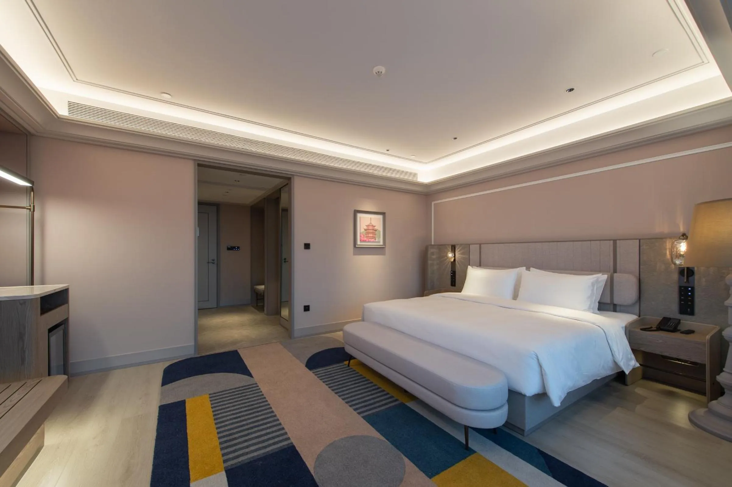 Photo of the whole room, Bed in Mercure Xiamen Science City