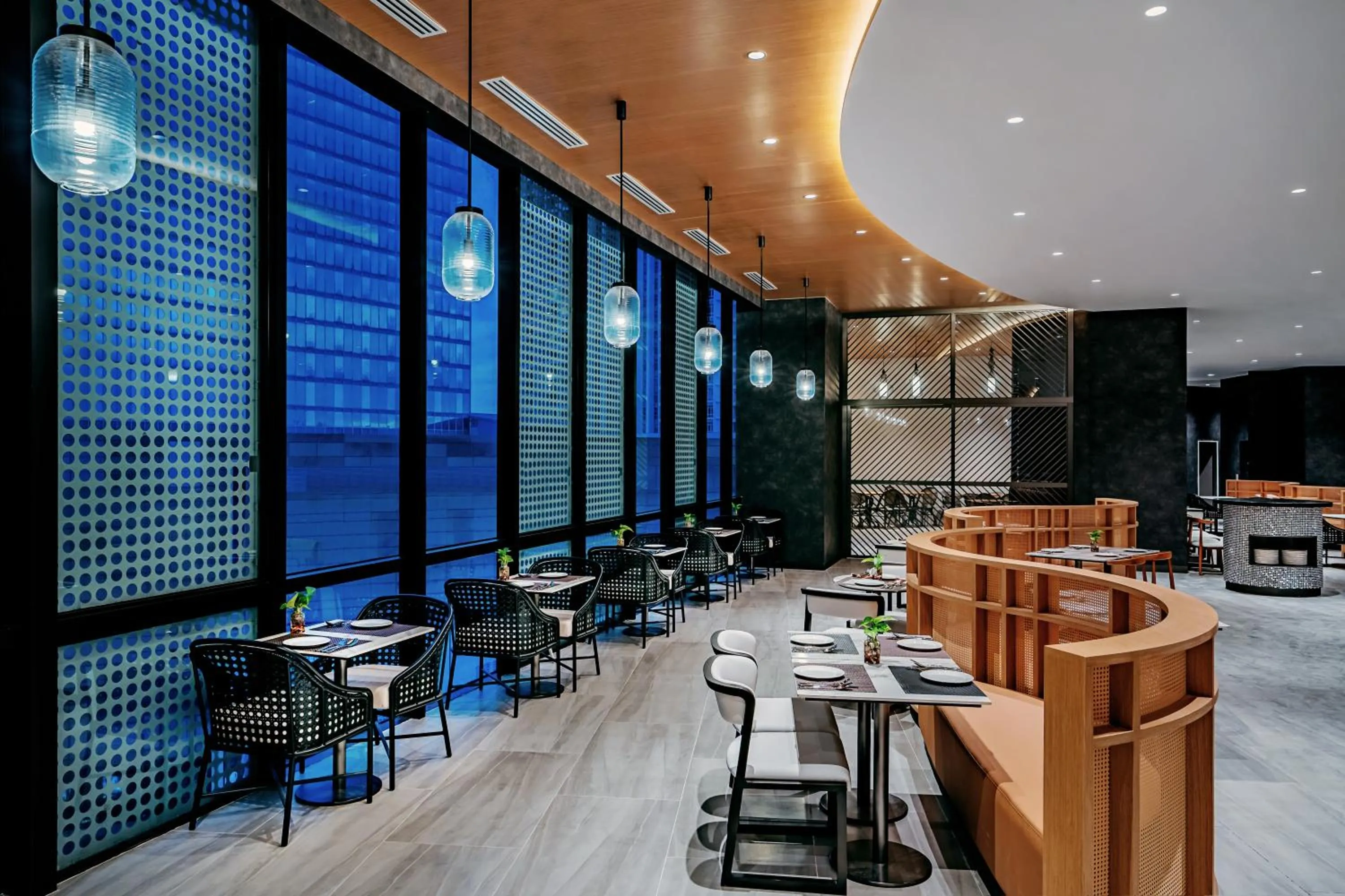 Restaurant/places to eat in Novotel Johor Bahru City Centre