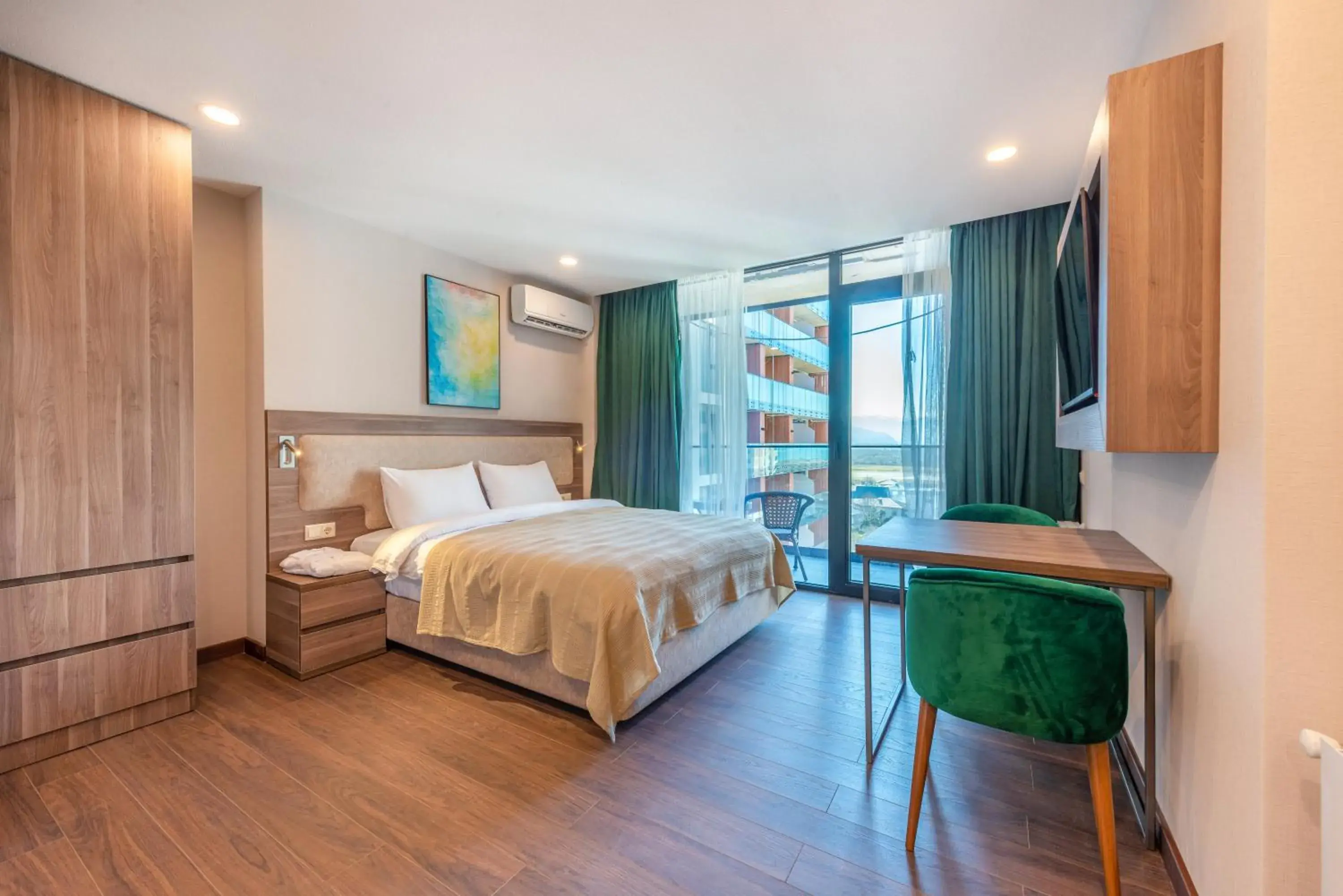 Double Room with Sea View in Sunset Residence & Hotel Batumi Double Room with Sea View in Sunset Residence & Hotel Batumi