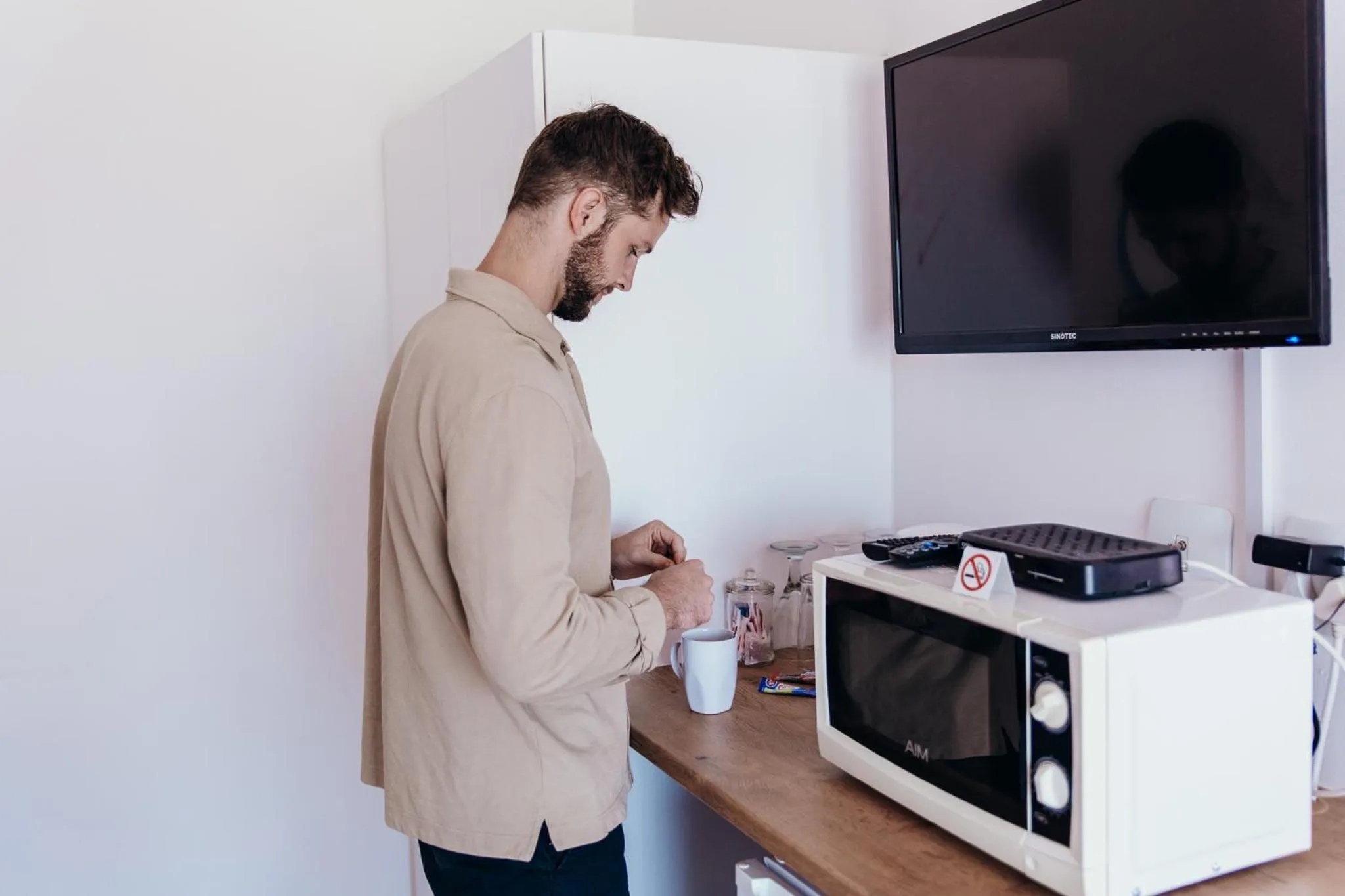 TV and multimedia in George Lodge International