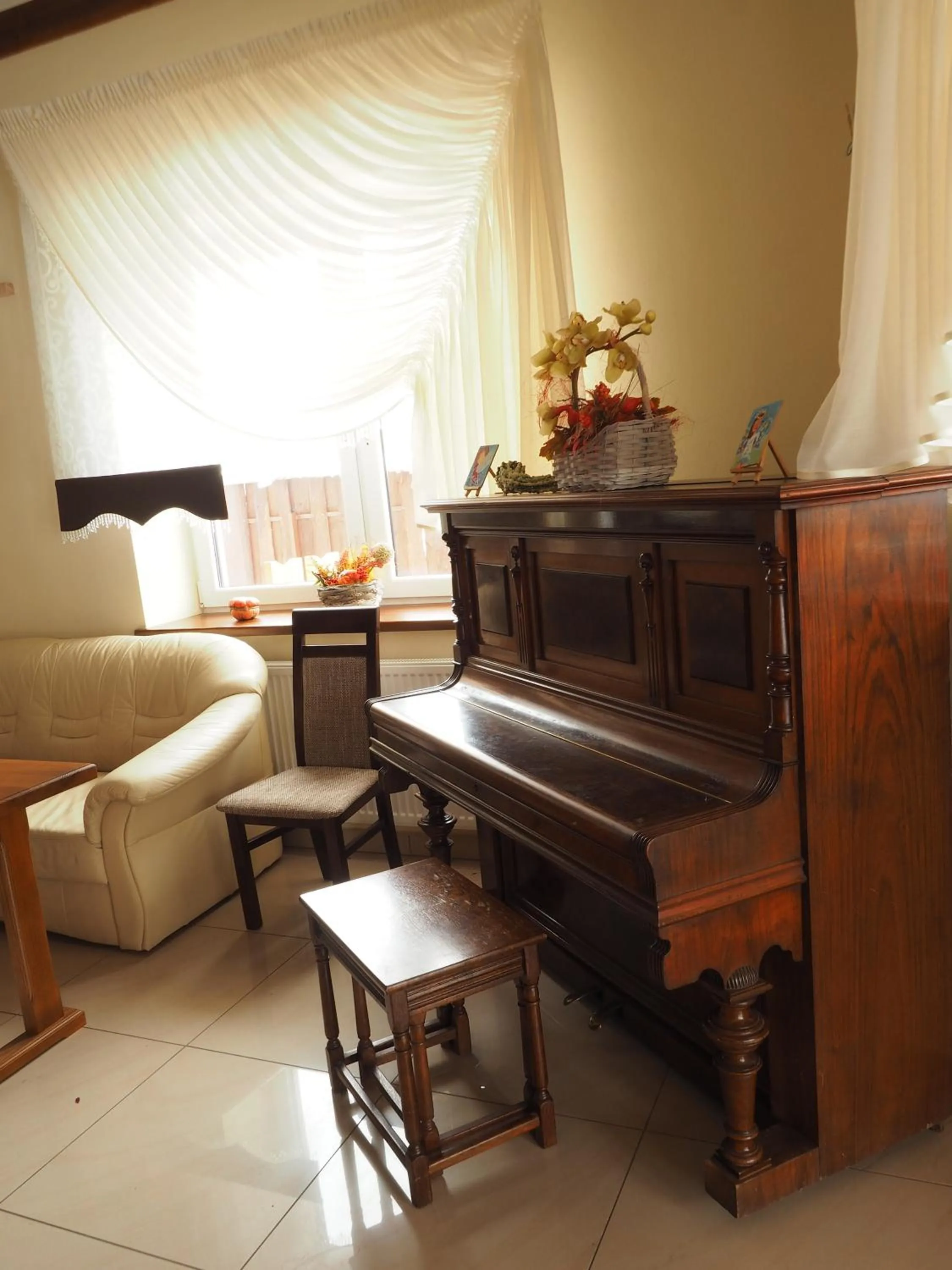 Restaurant/places to eat in DW Poronianka