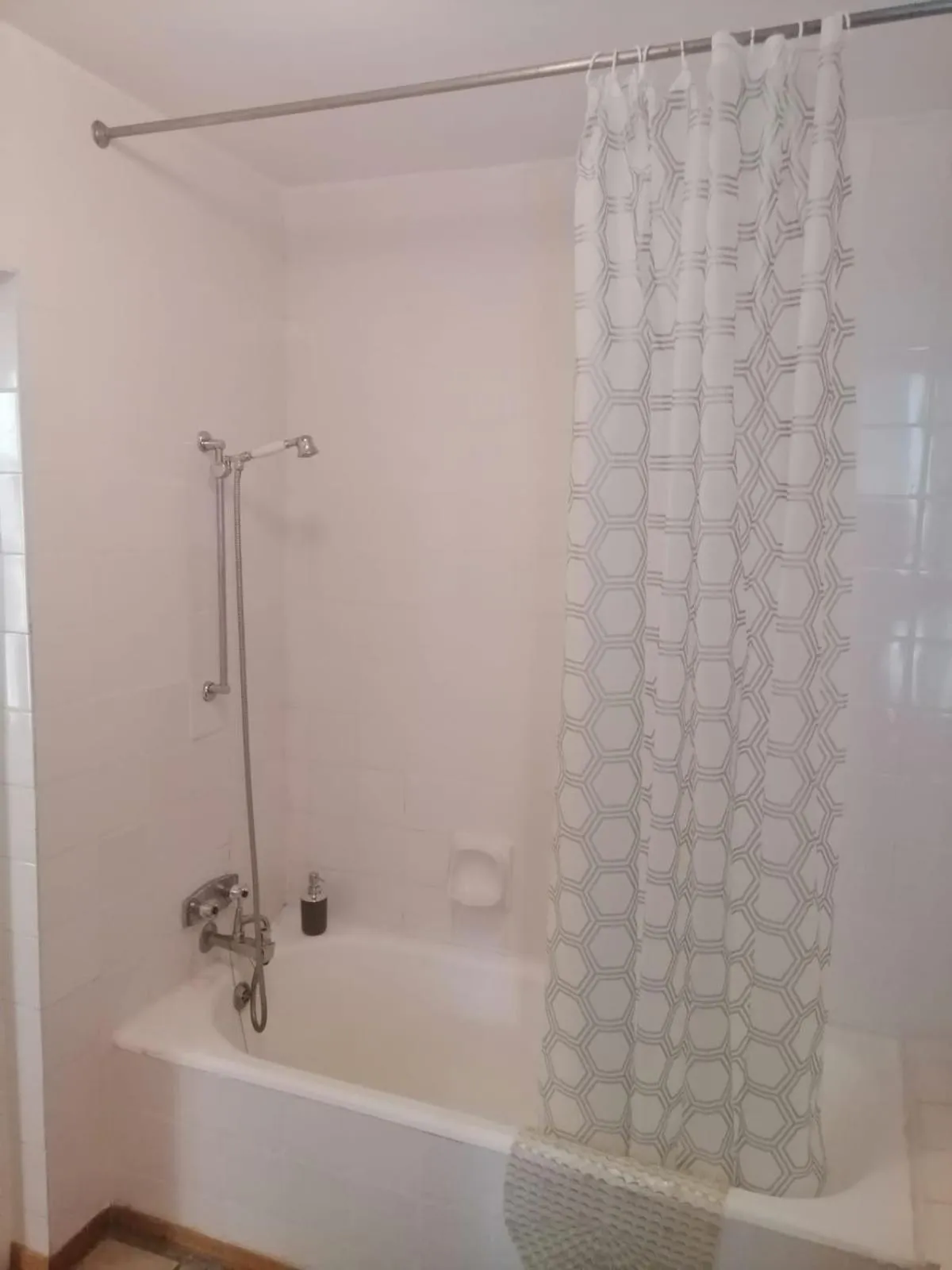 Bathroom in Albertinia Hotel