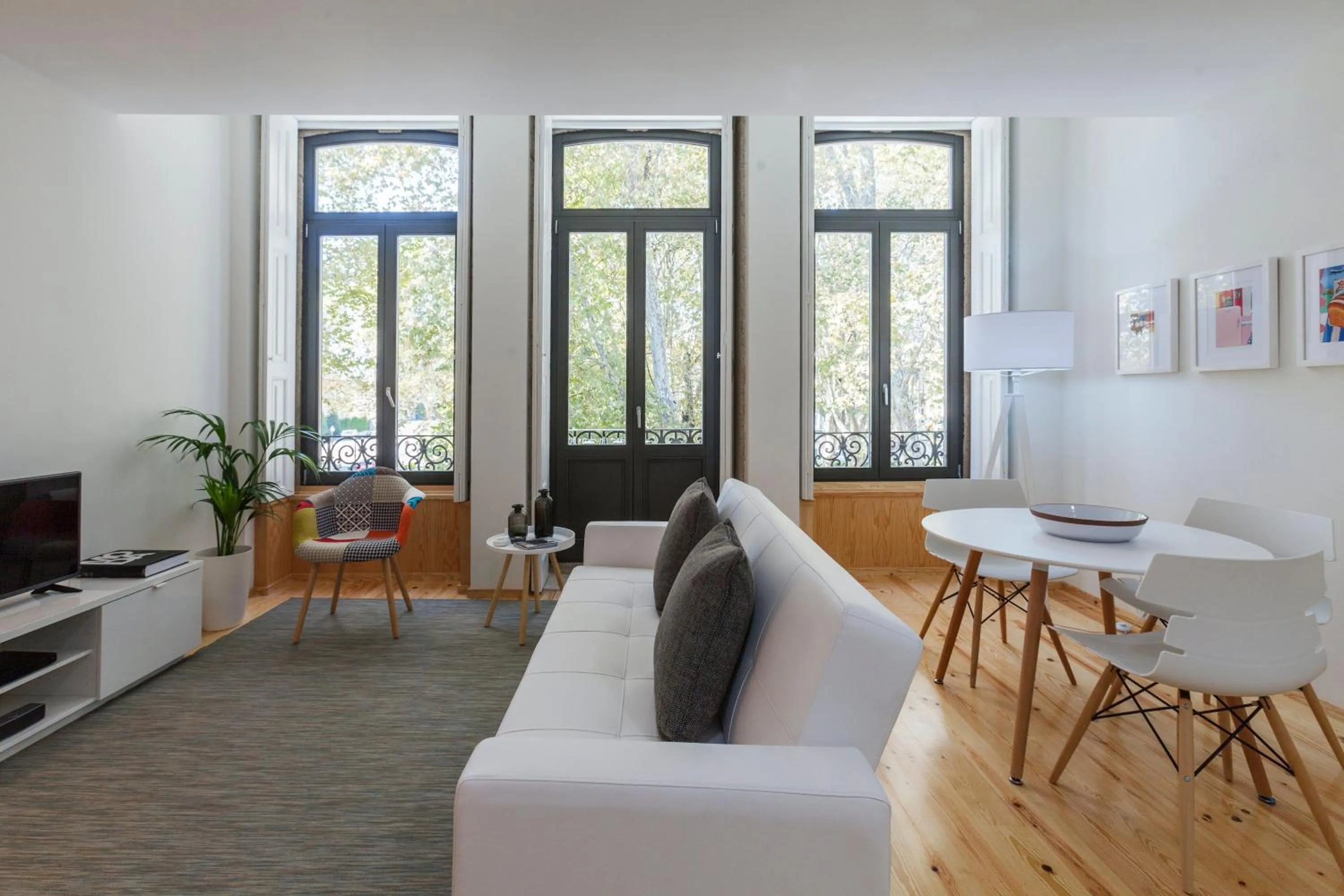 Living room in BO - Marquês Apartments