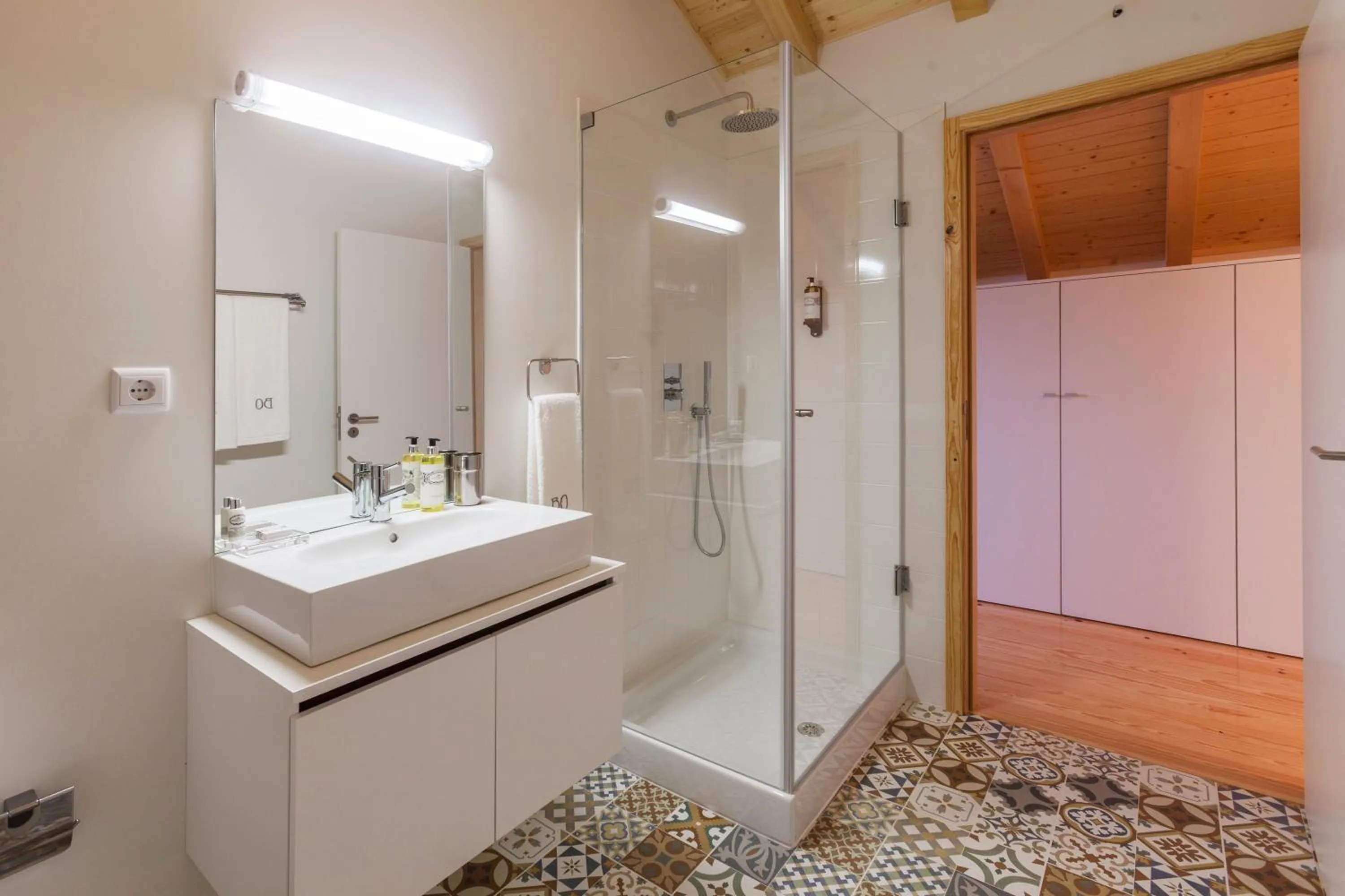 Bathroom in BO - Marquês Apartments