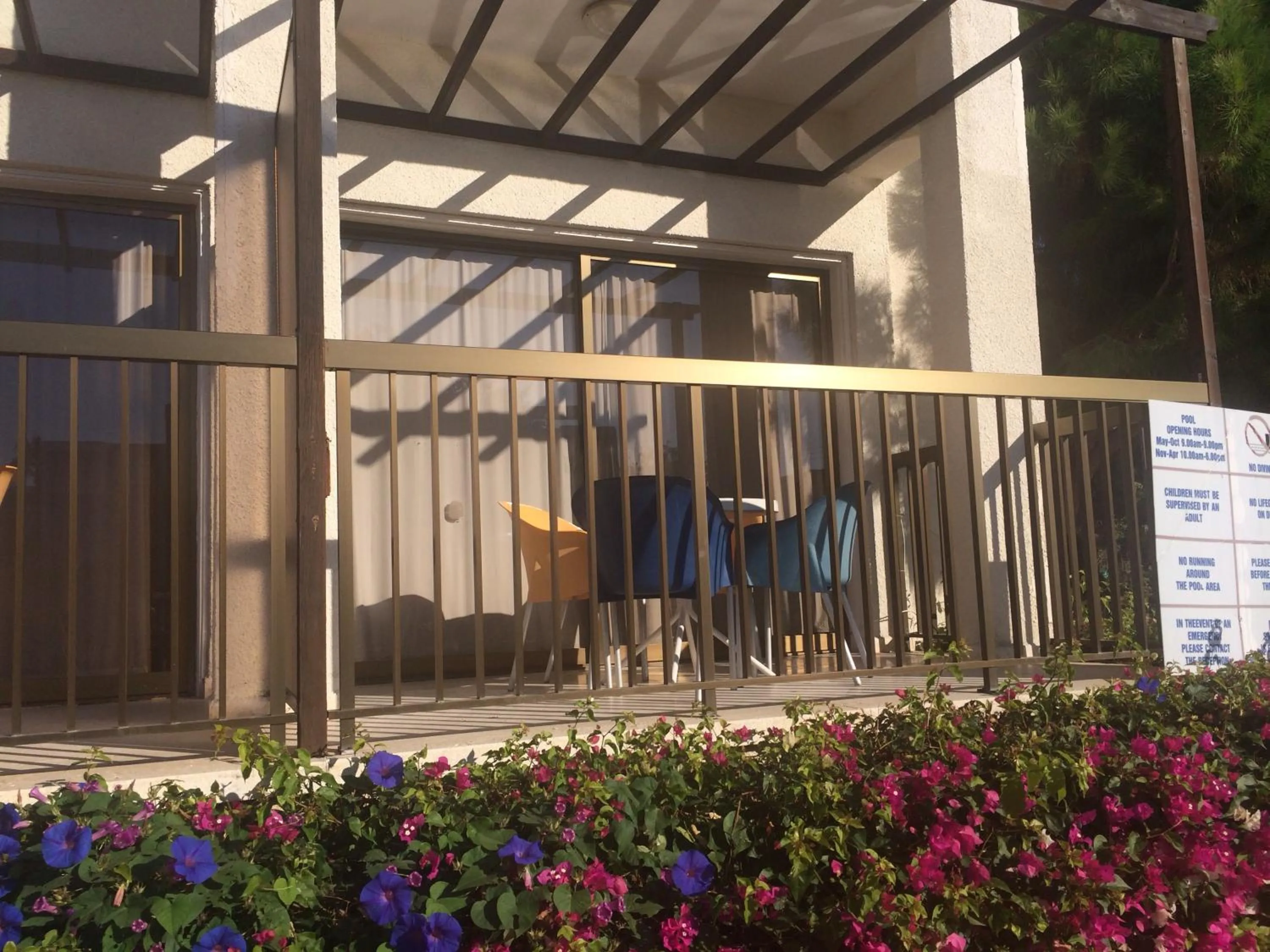 Property building in Kings Annex