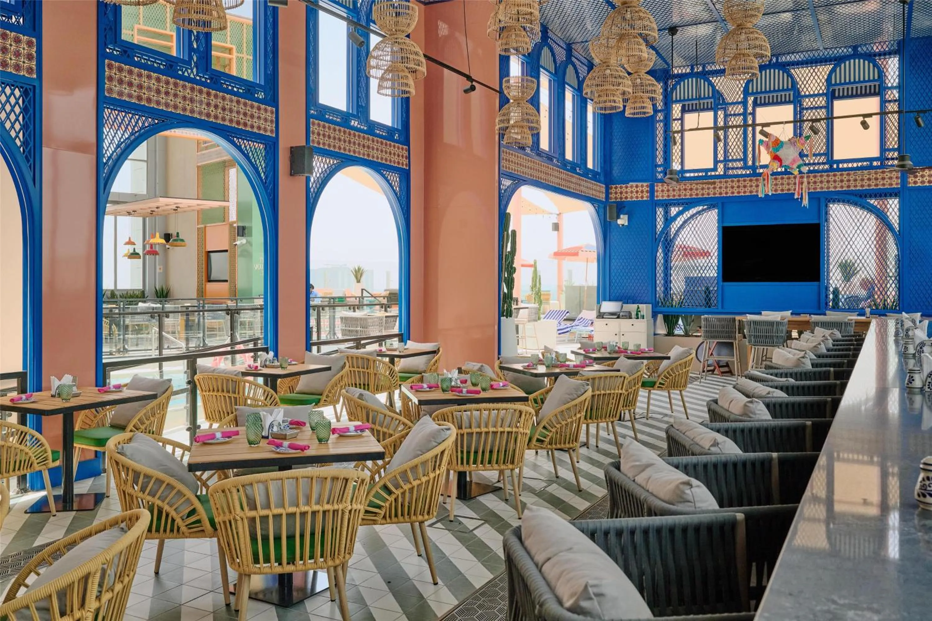 Lounge or bar in DoubleTree by Hilton Doha Old Town