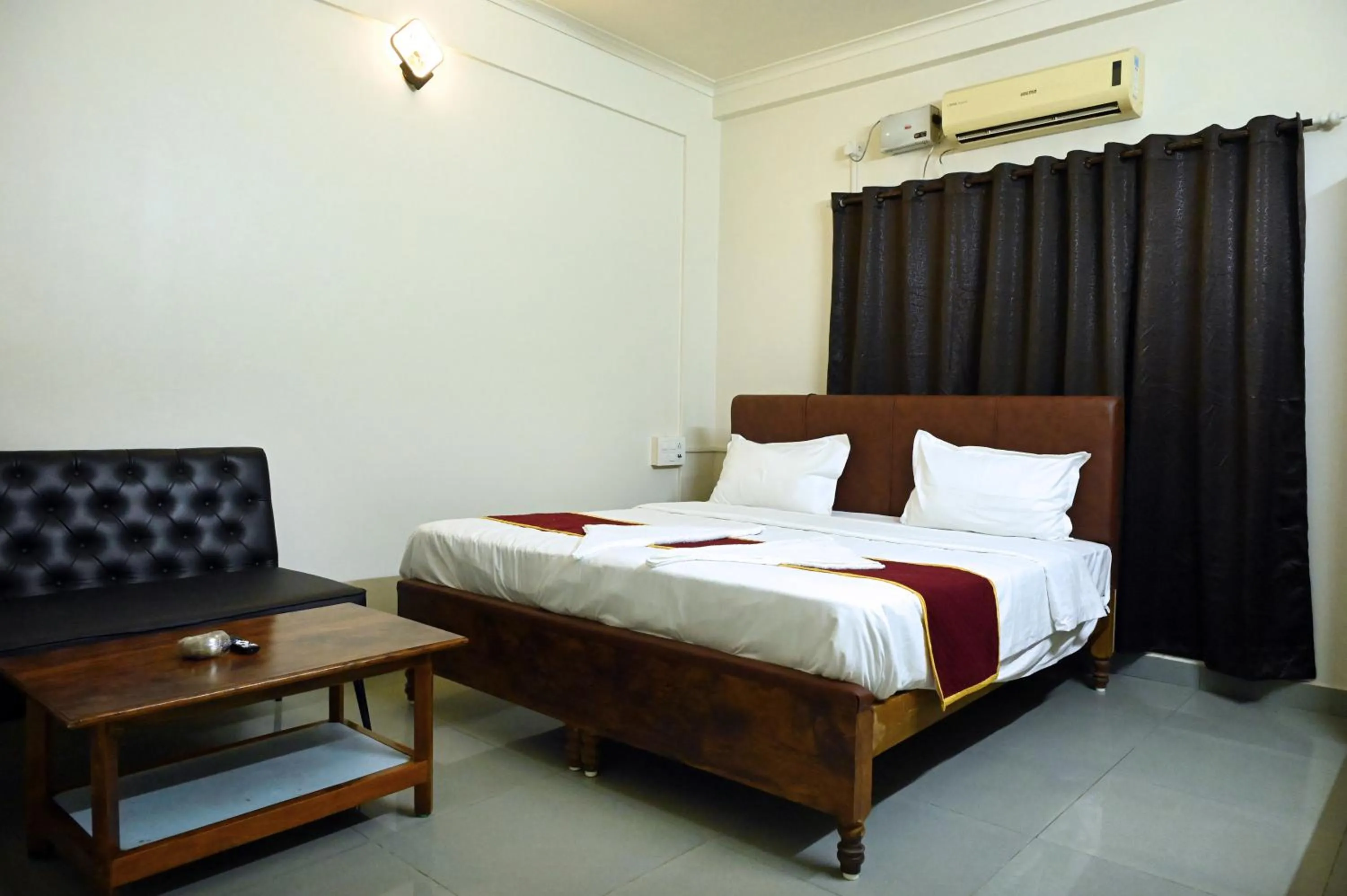 Bed in Hotel Sai Sagar