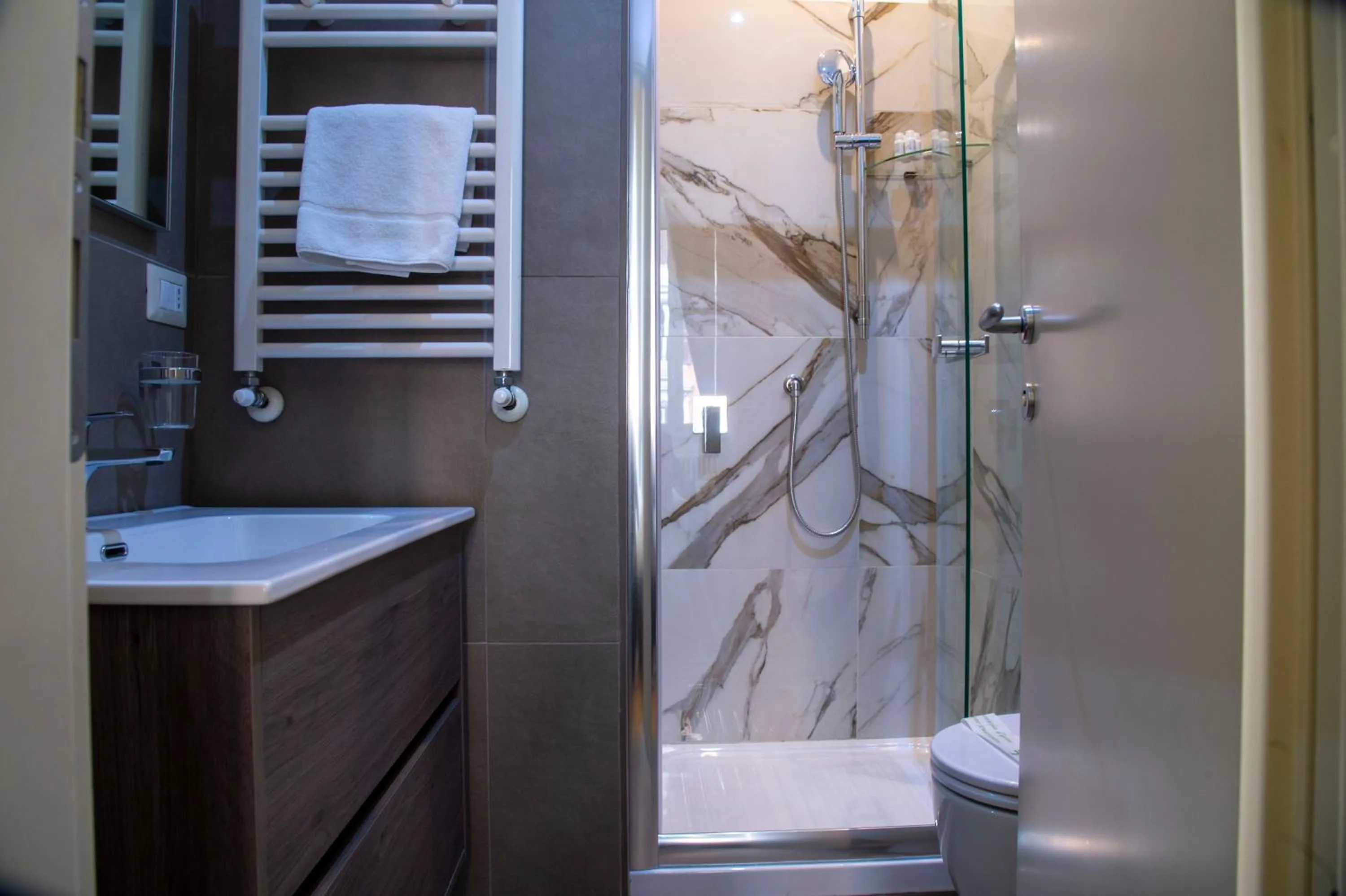 Shower in Rome Armony Suites
