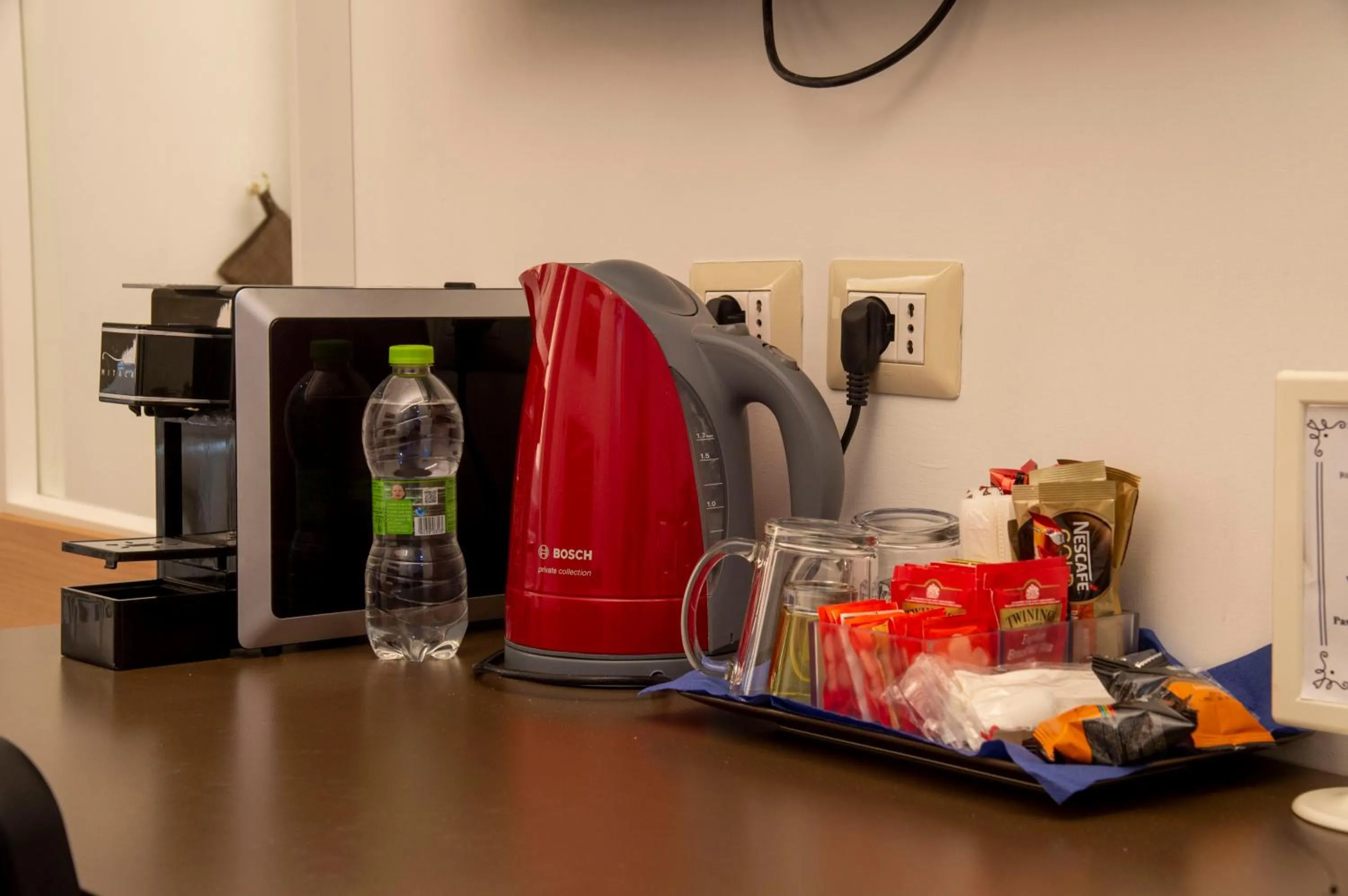 Coffee/tea facilities in Rome Armony Suites