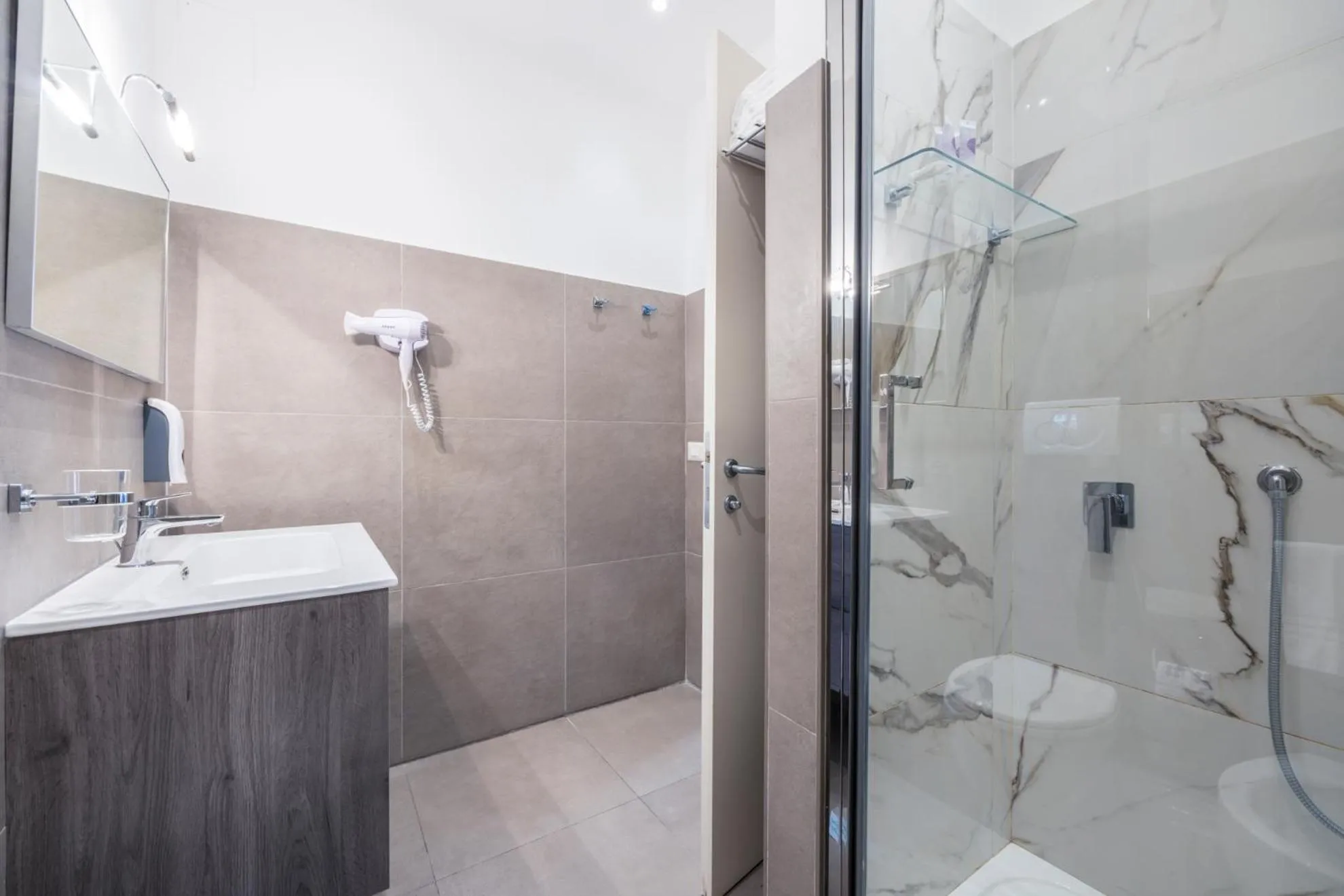 Shower in Rome Armony Suites