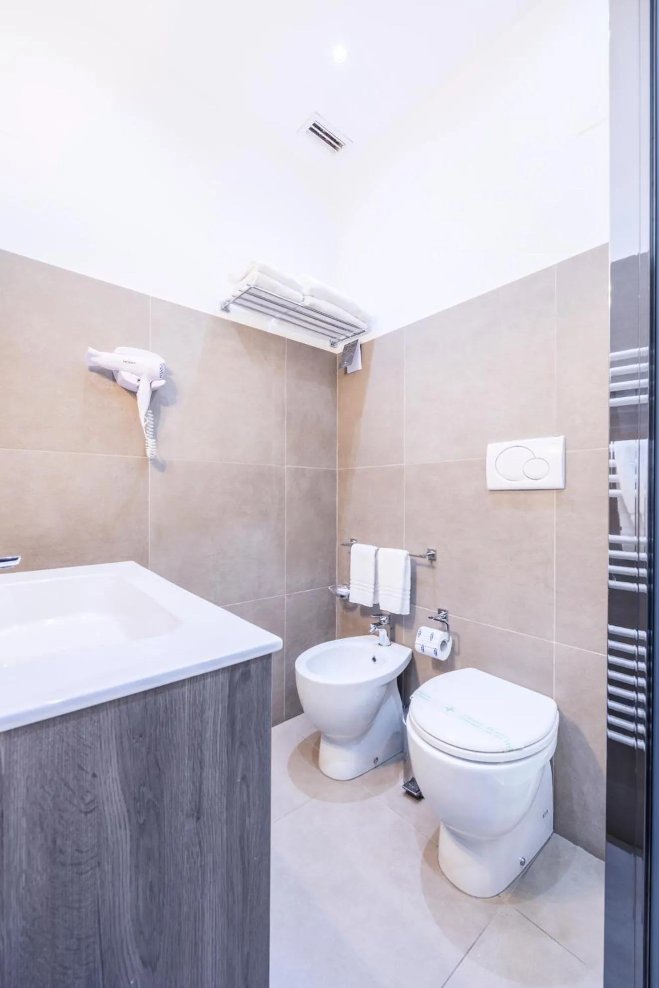 Bathroom in Rome Armony Suites