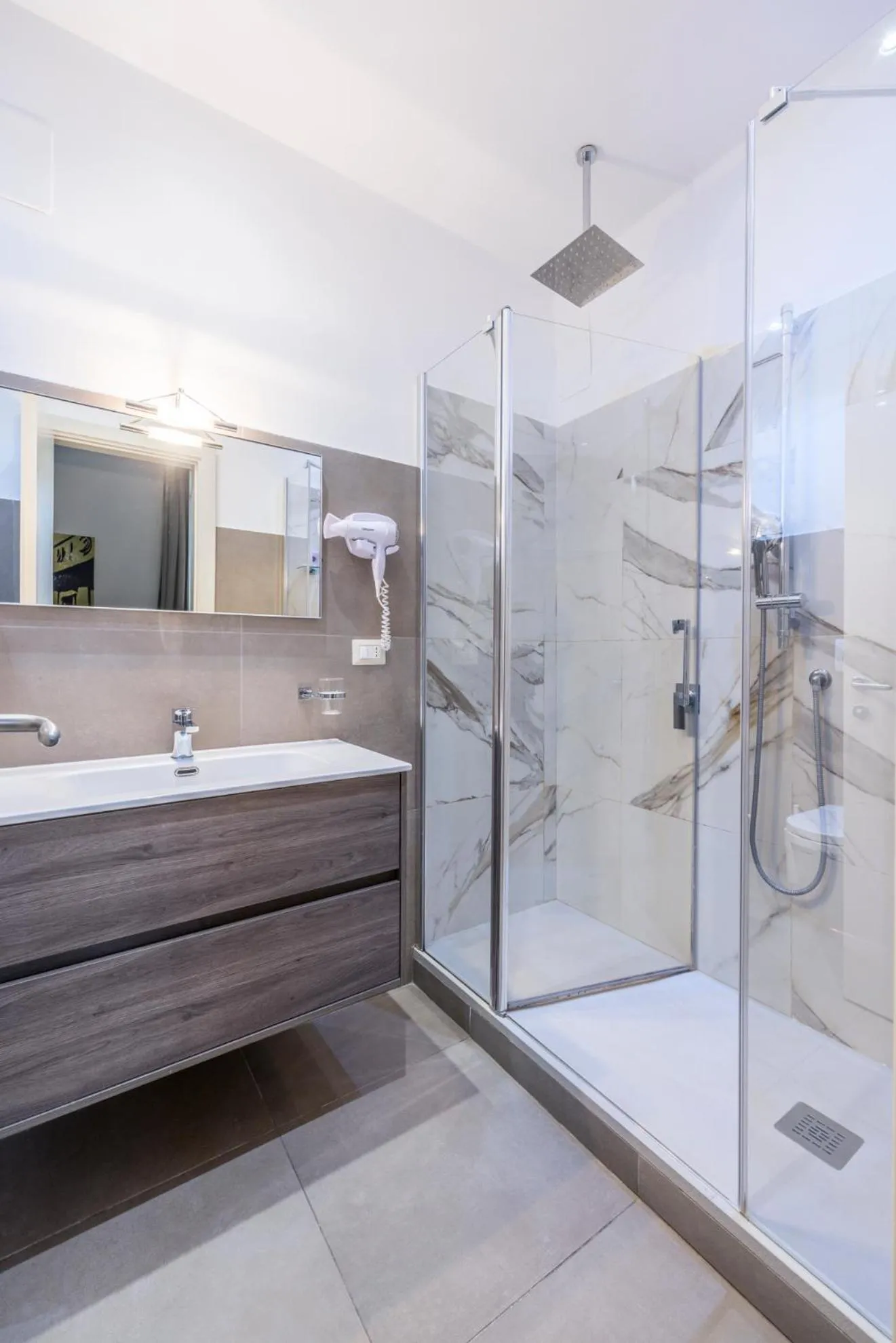 Shower in Rome Armony Suites