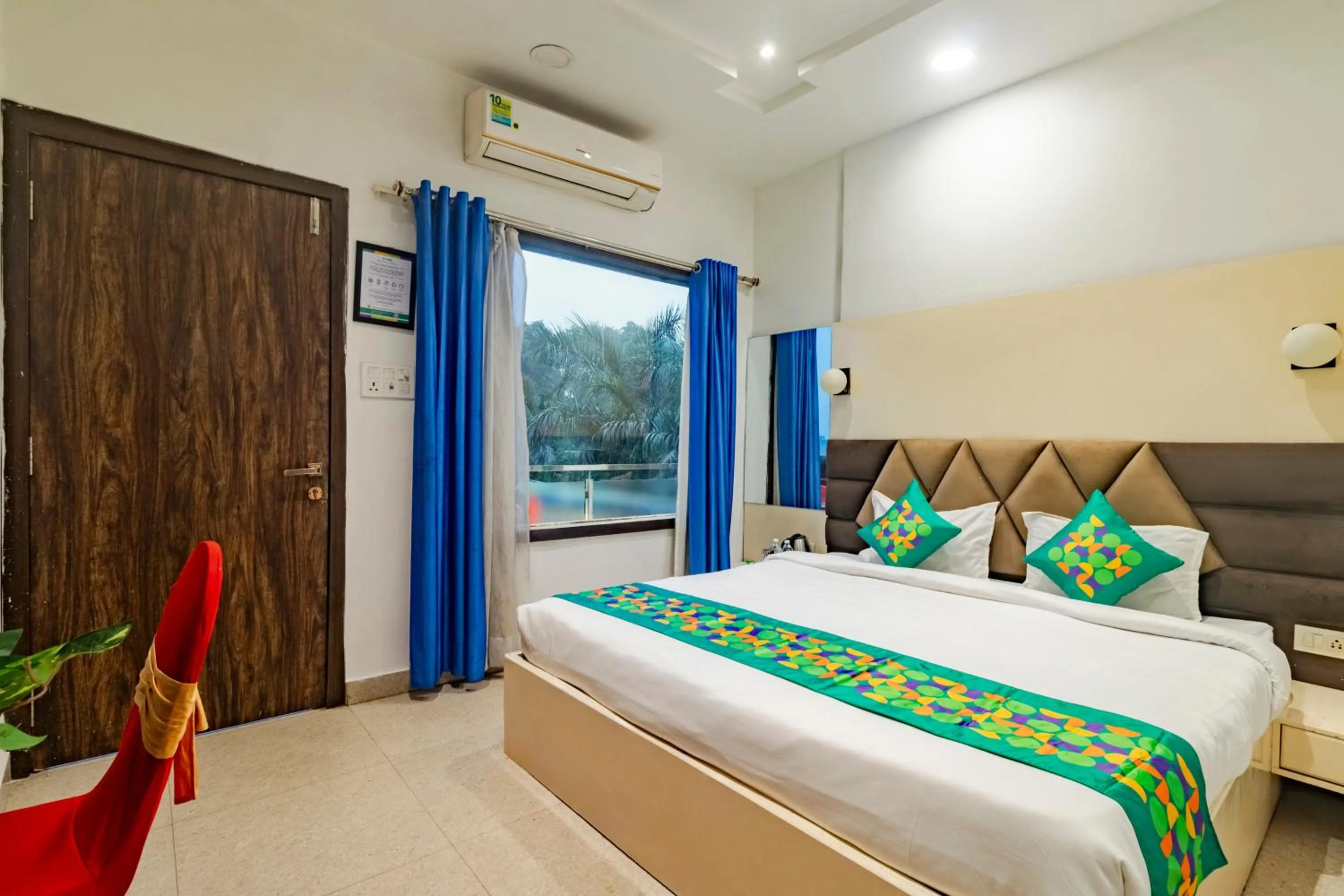 Bedroom, Bed in Treebo KGF Villa with Swimming Pool