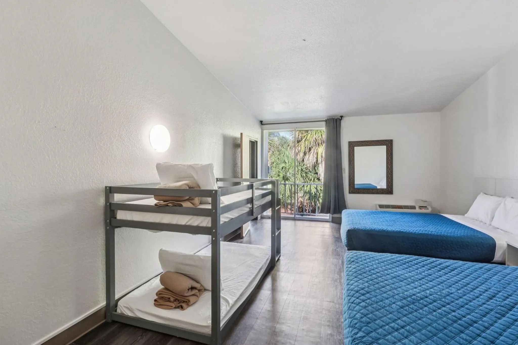 Bed in Stayable Kissimmee East