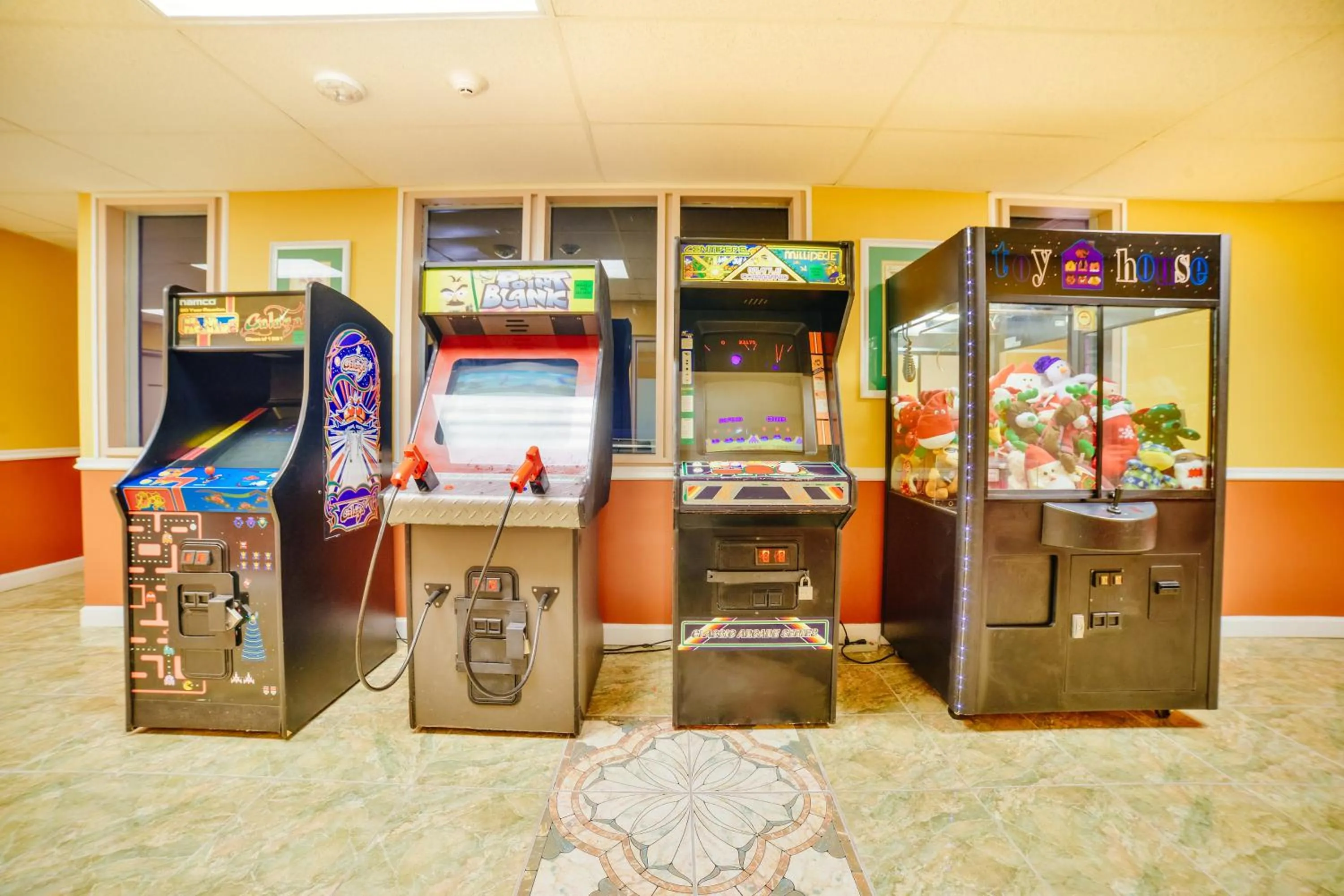 Property building in Stayable Kissimmee East