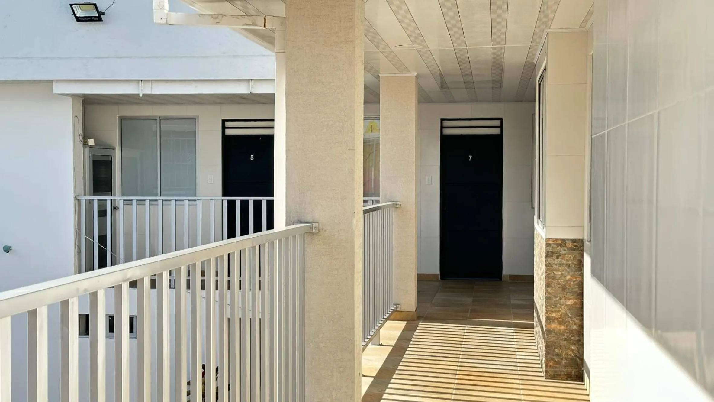 Las Piloneras Apartahotel