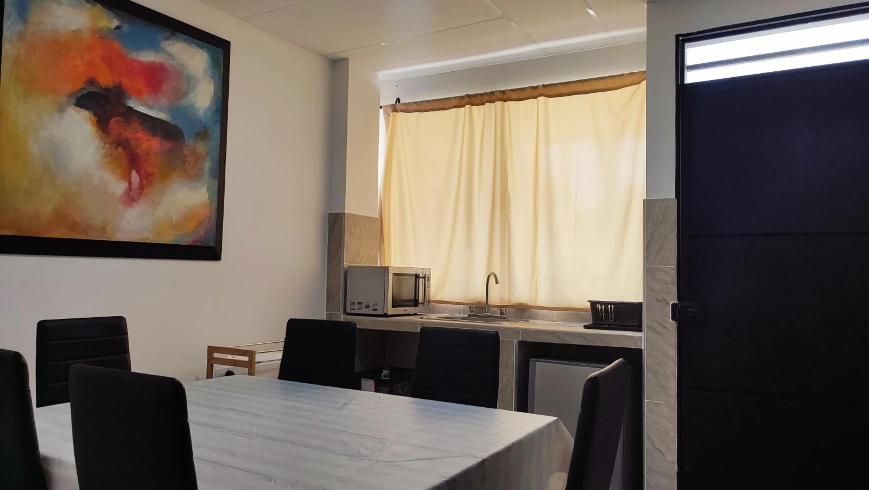 Las Piloneras Apartahotel