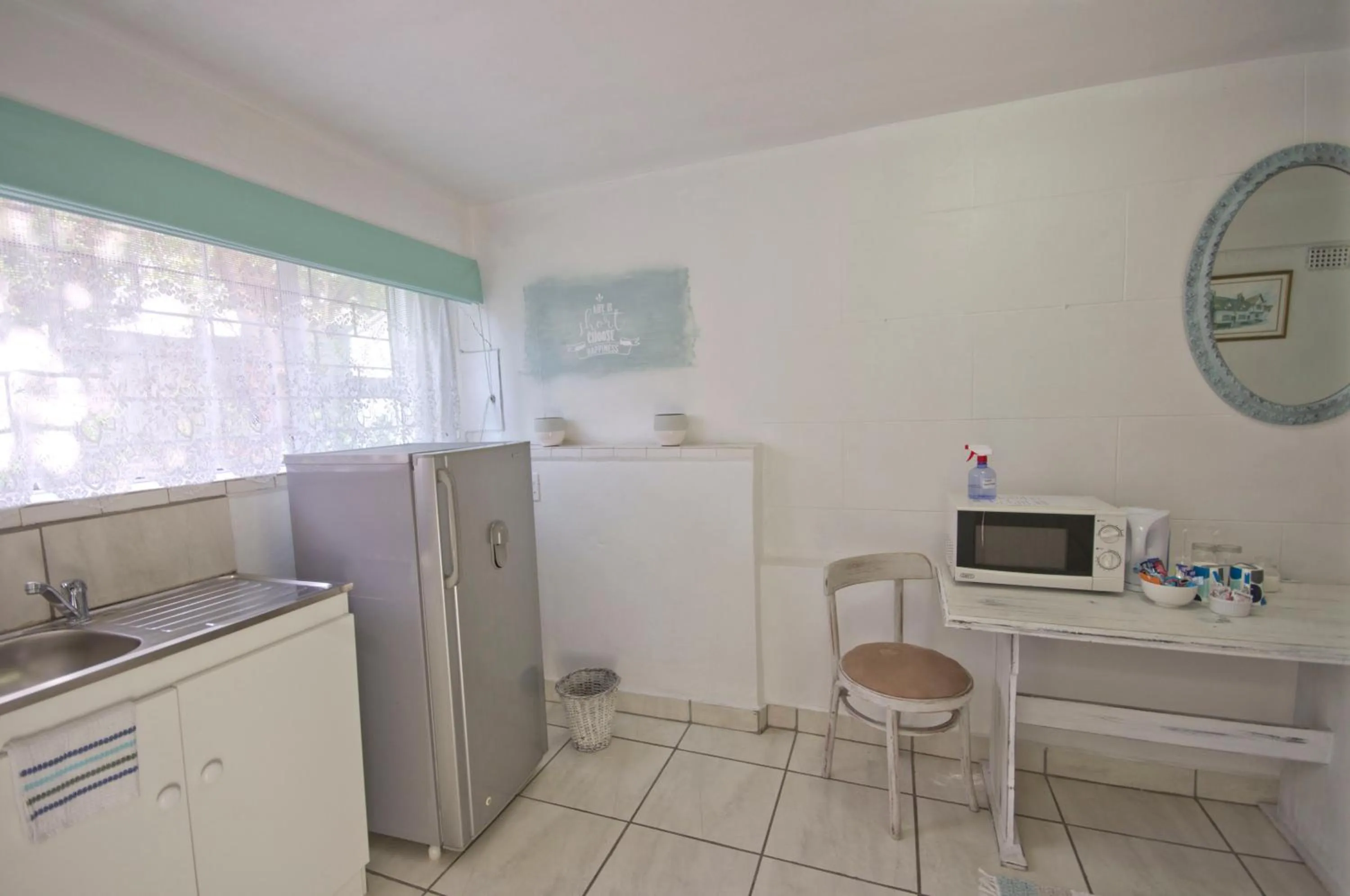 Kitchen or kitchenette in Knysna Manor House