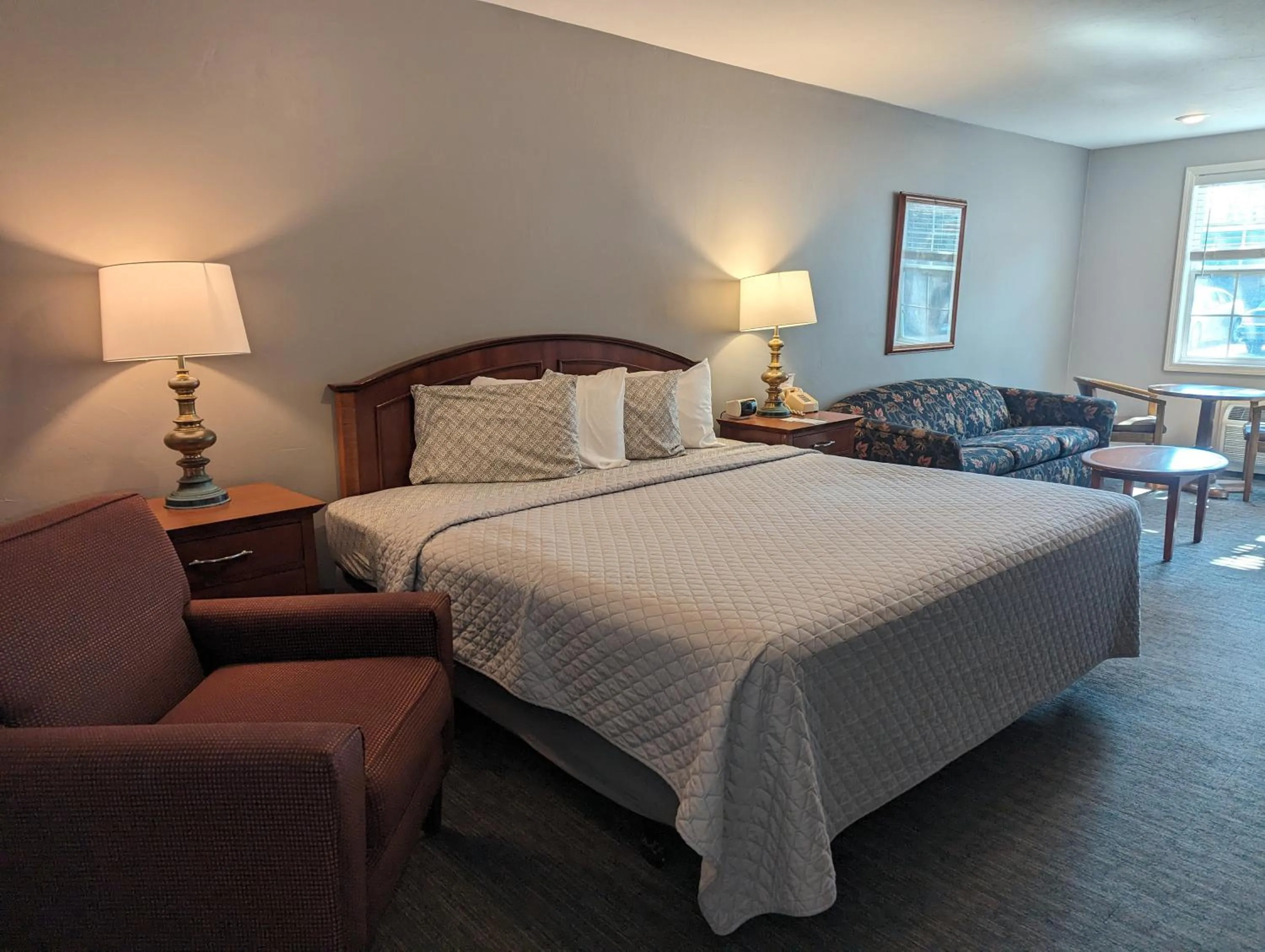 Bed in Beach Harbor Resort