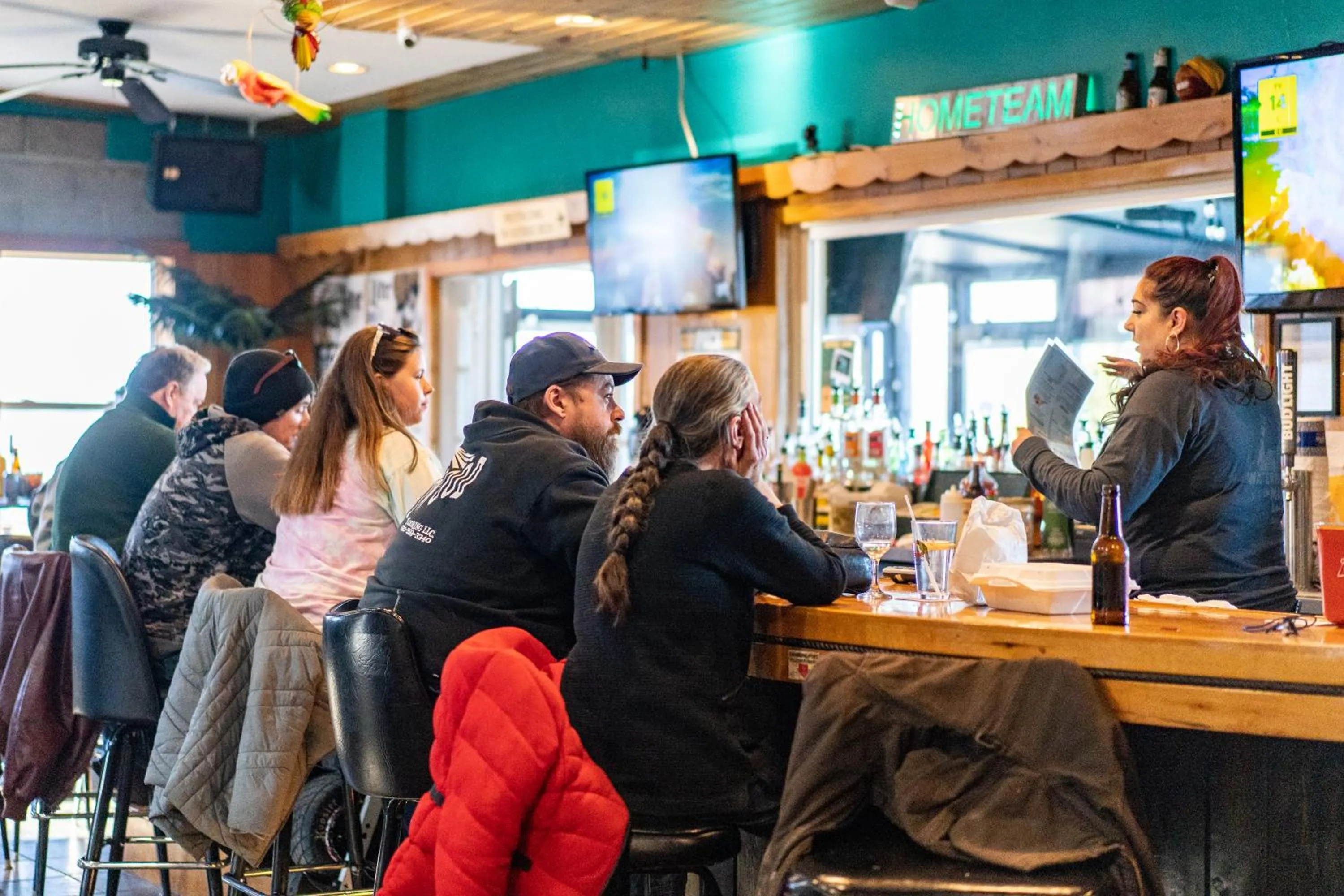 Lounge or bar in Beach Harbor Resort