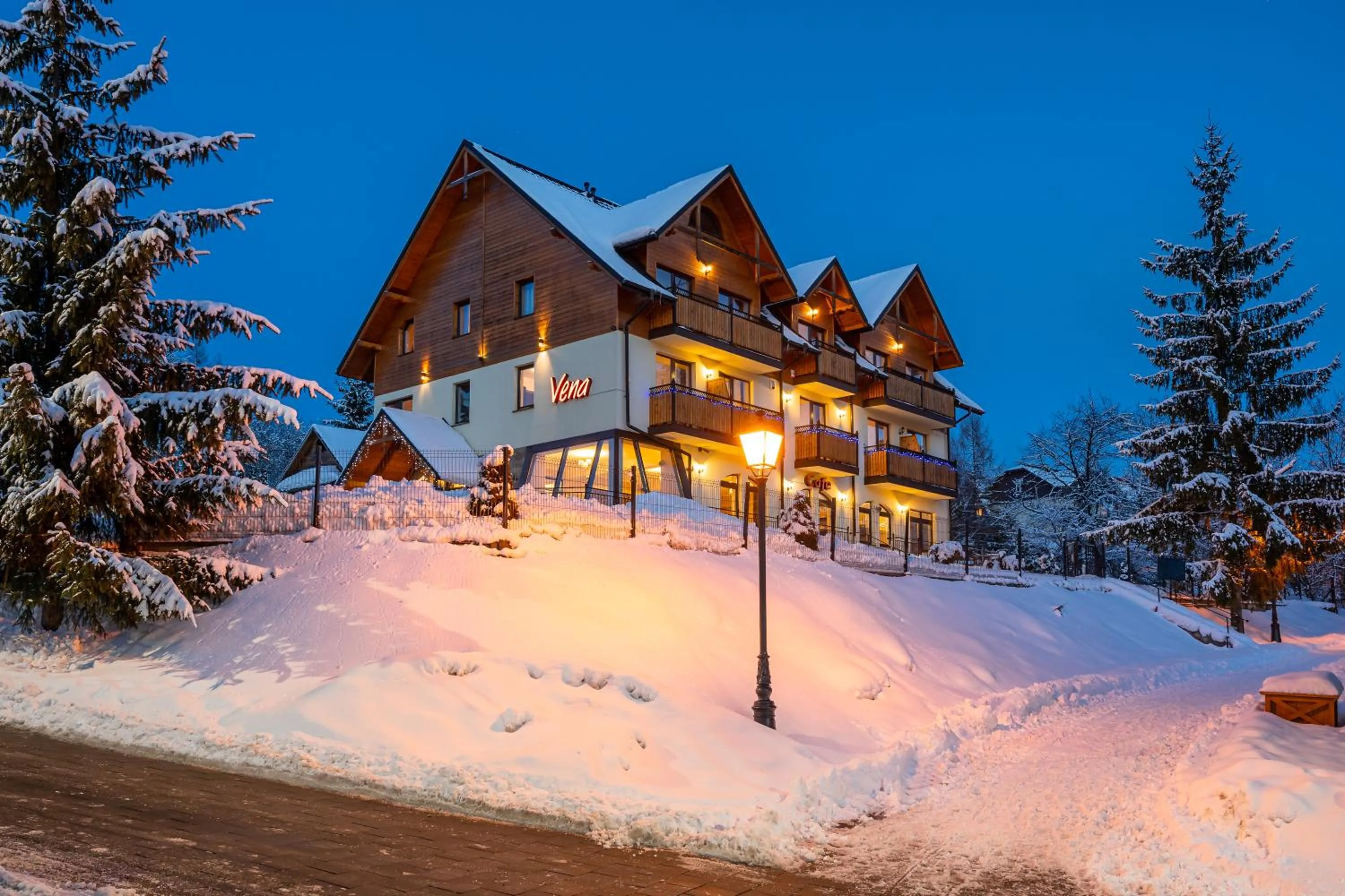 Property building in Vena