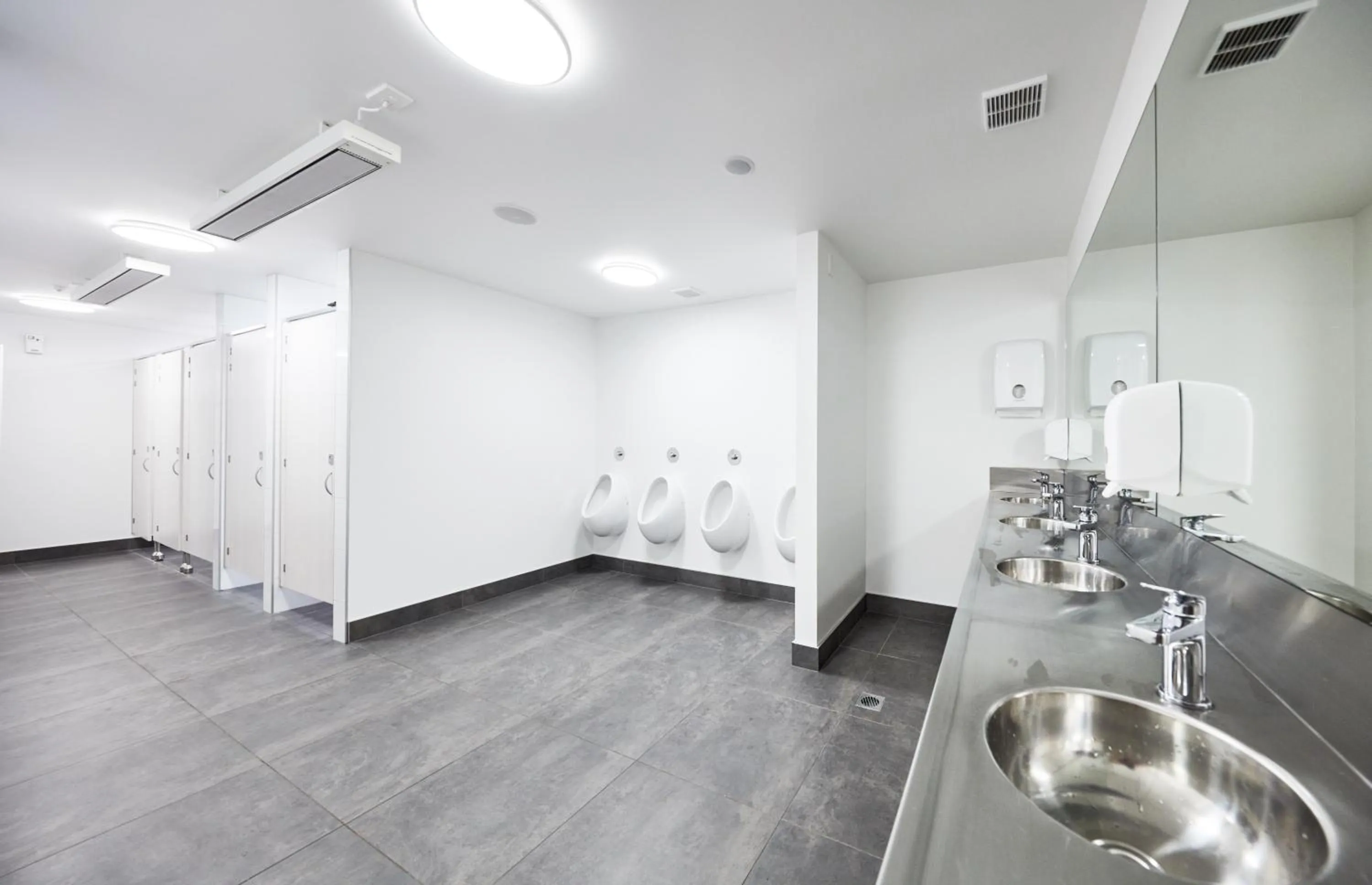 Shower in The Bealey Quarter