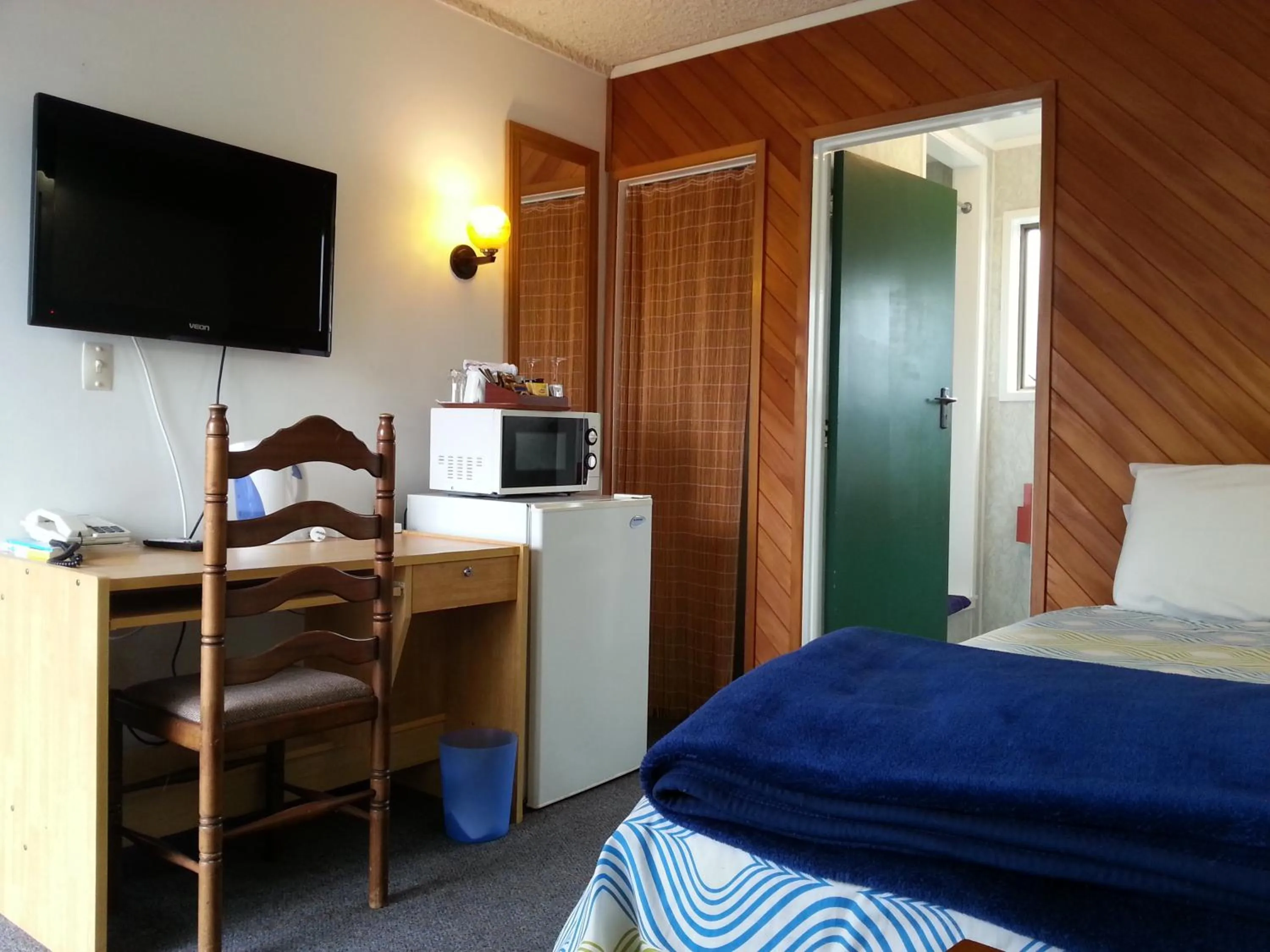 Bedroom, Bed in Orana Motor Inn & Restaurant