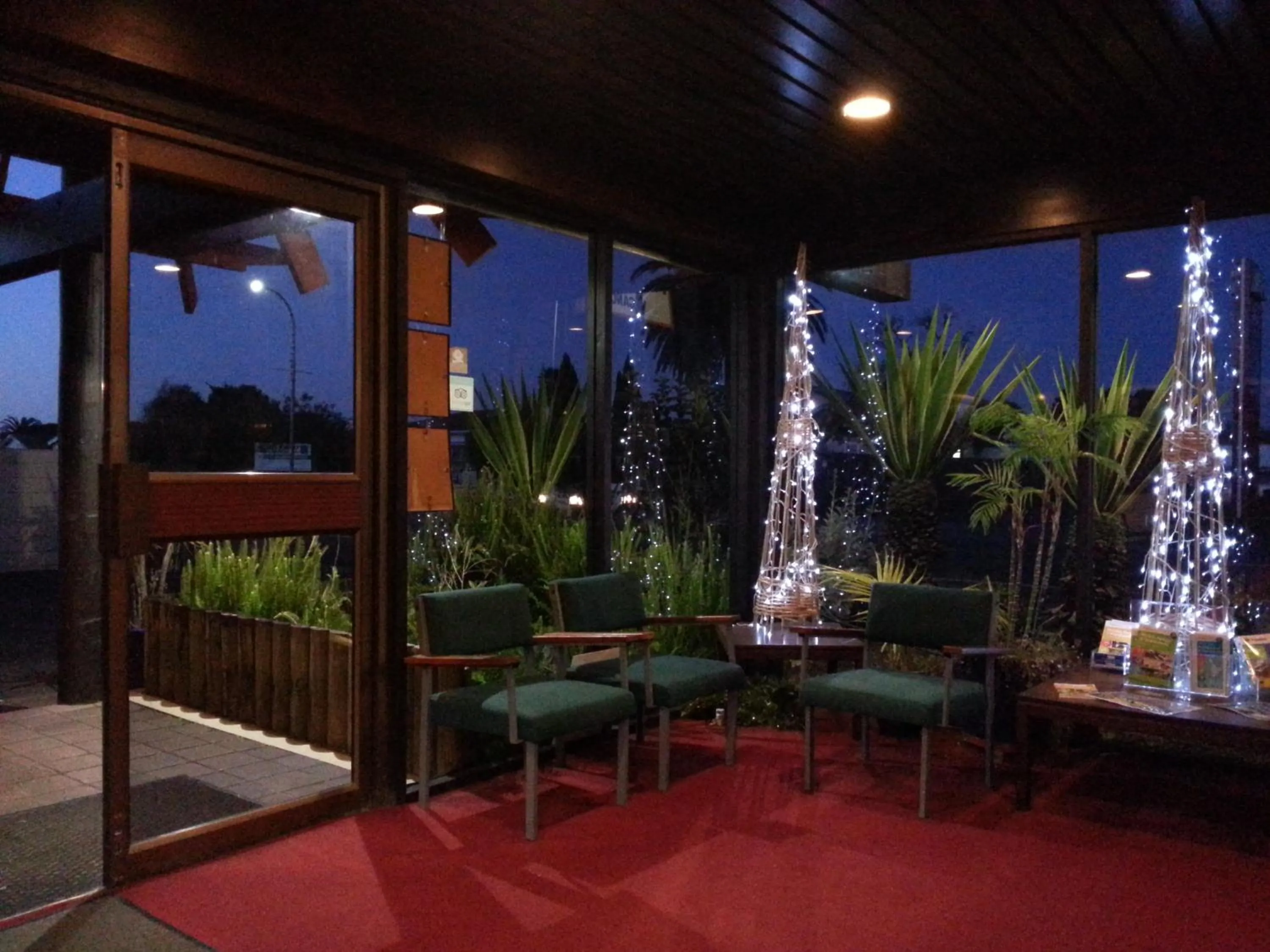 Lobby or reception in Orana Motor Inn & Restaurant
