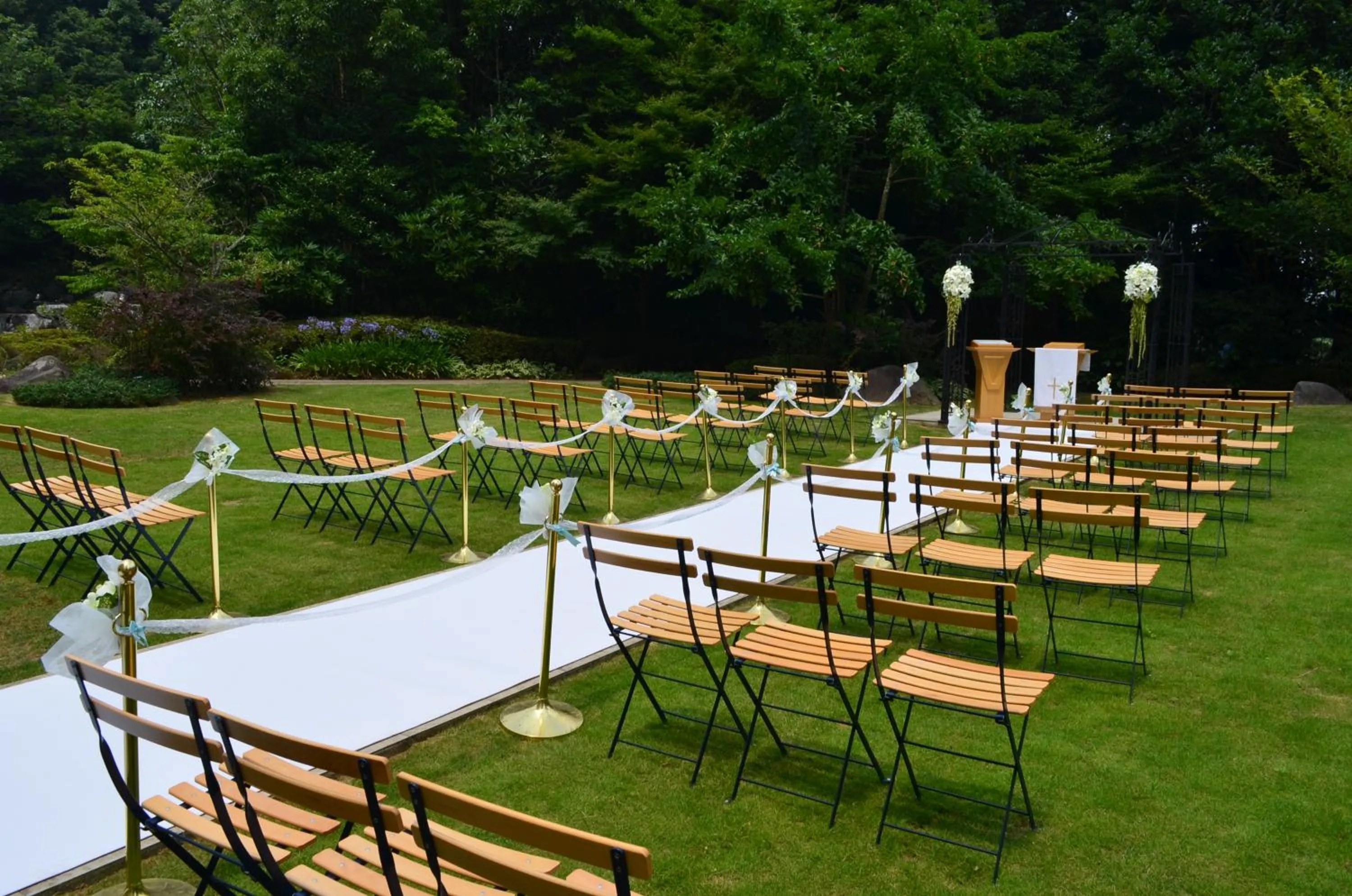 Garden in Okura Akademia Park Hotel