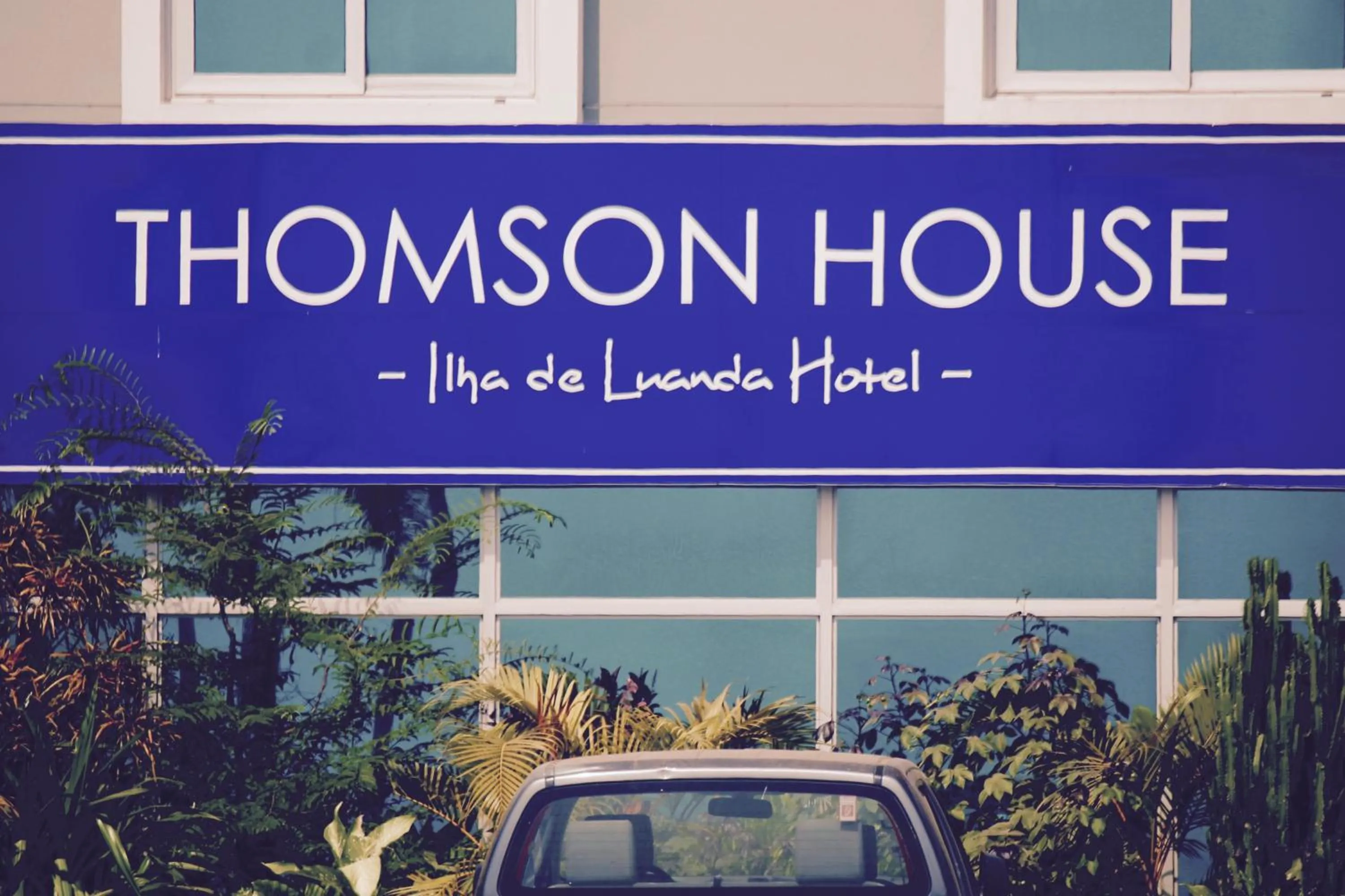 Facade/entrance in Art House